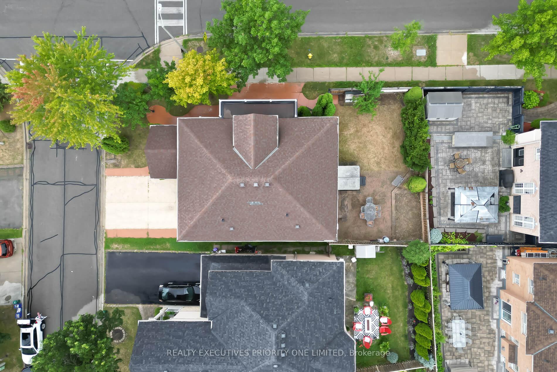 Photo 35 of 2 Foxhunt Drive, Vaughan, Vellore Village — HOMEH