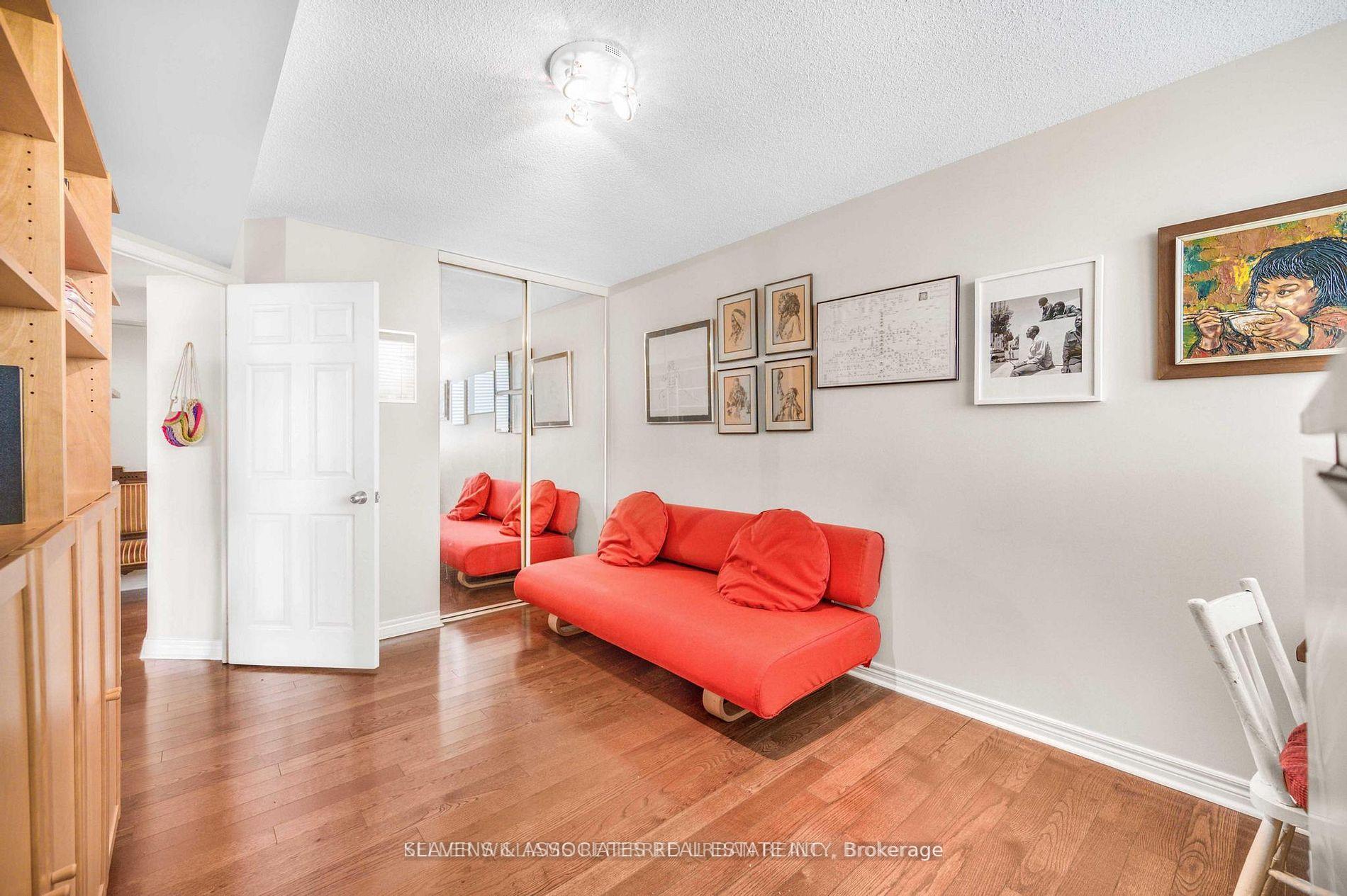 Photo 9 of Unit PH209, 2 Covington Road, Toronto, Englemount-Lawrence — HOMEH