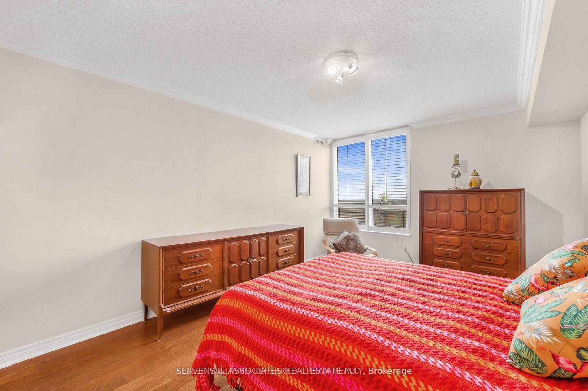 Photo 10 of Unit PH209, 2 Covington Road, Toronto, Englemount-Lawrence — HOMEH