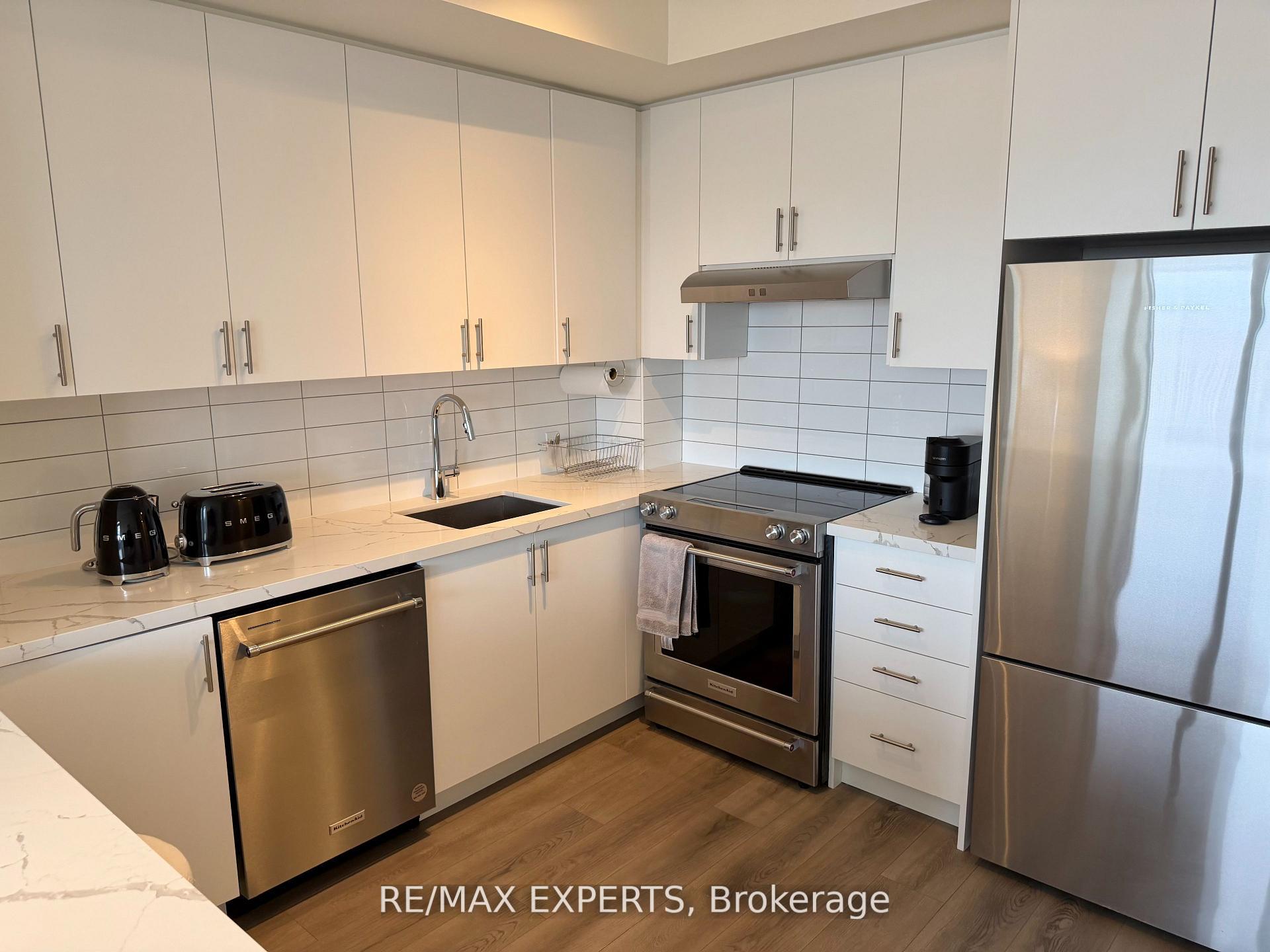 Photo 6 of Unit 2424, 9000 Jane Street, Vaughan, Concord — HOMEH