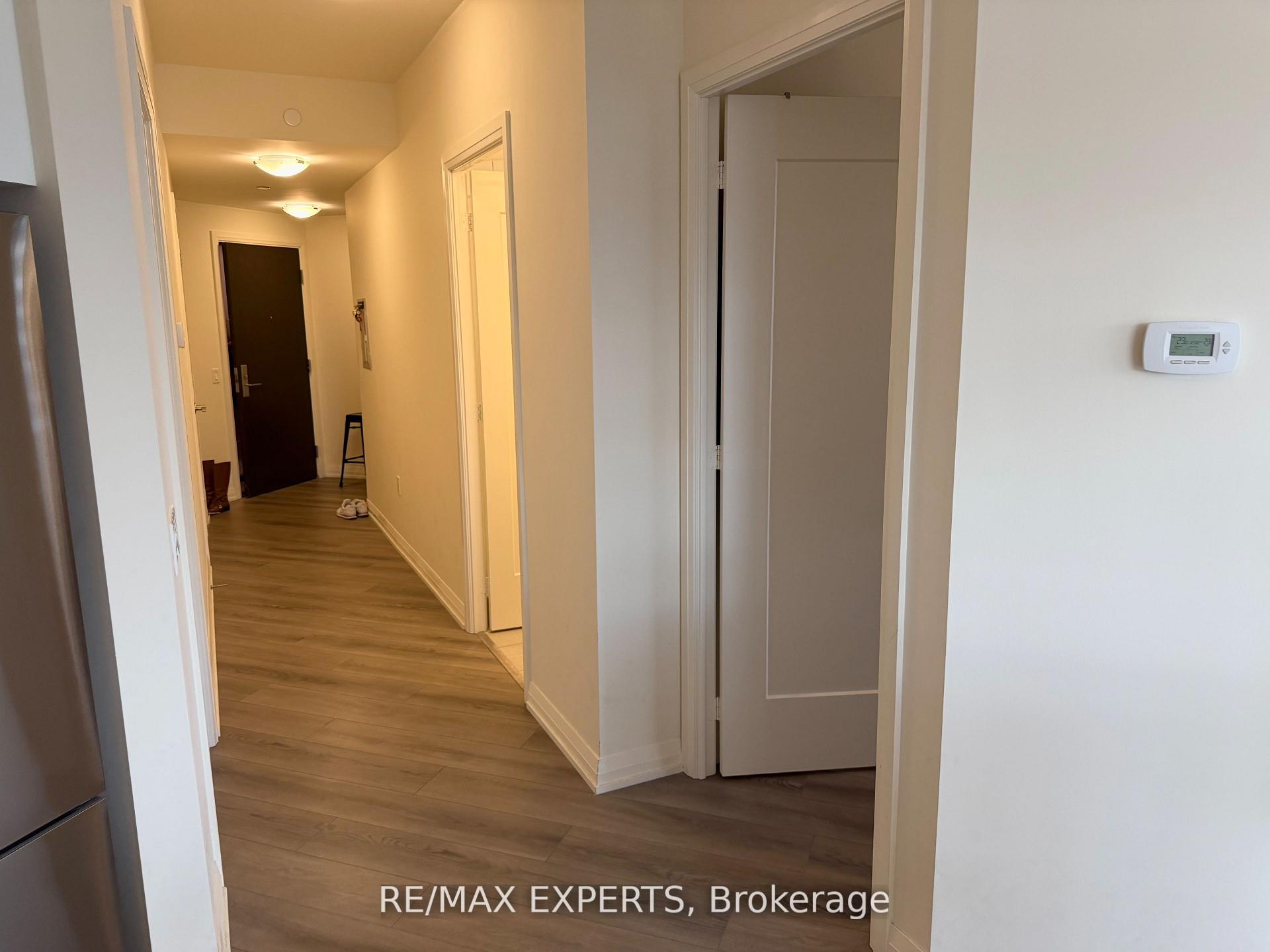 Photo 8 of Unit 2424, 9000 Jane Street, Vaughan, Concord — HOMEH
