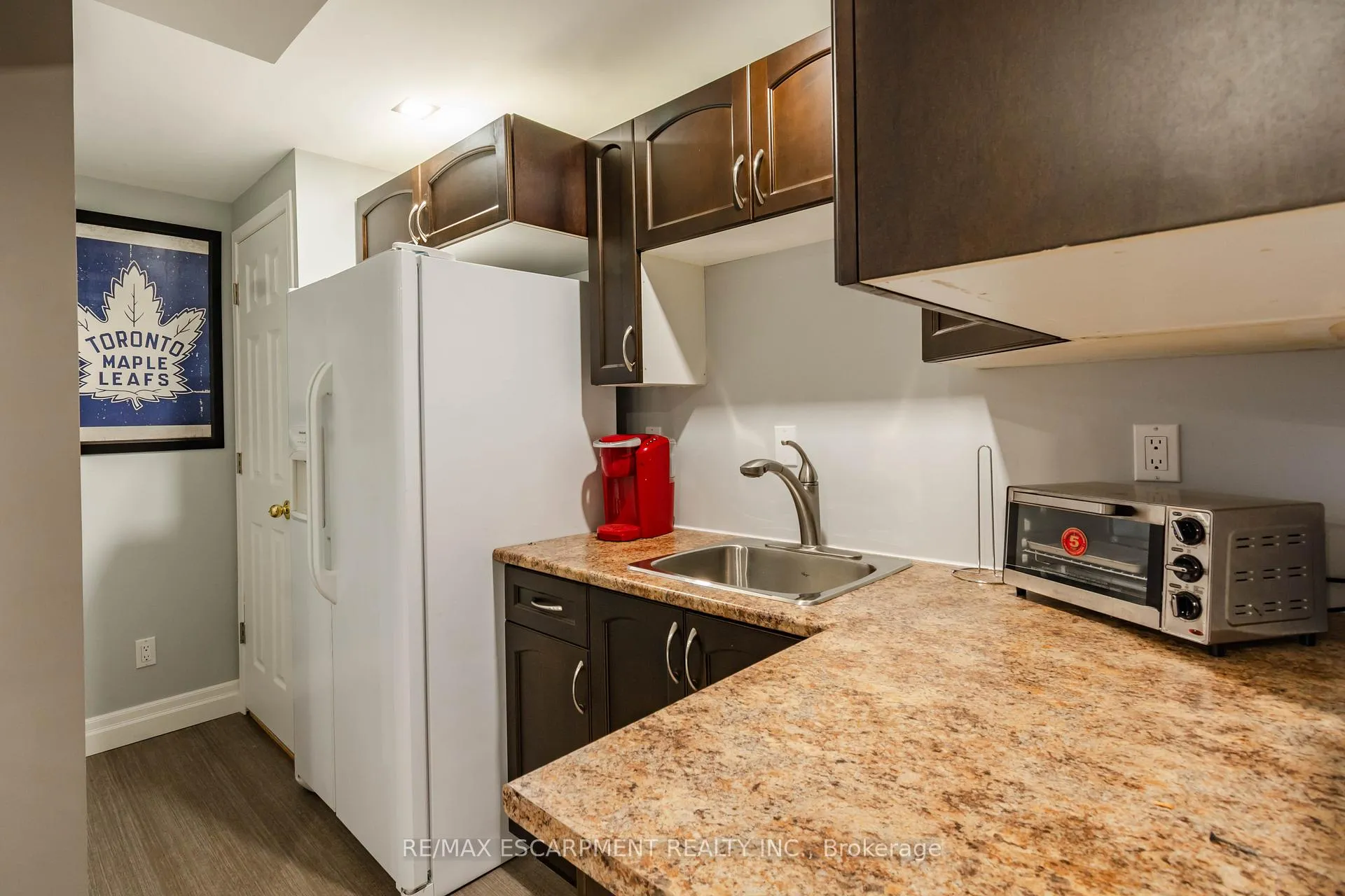 Photo 28 of 491 Green Road, Hamilton, Lakeshore — HOMEH