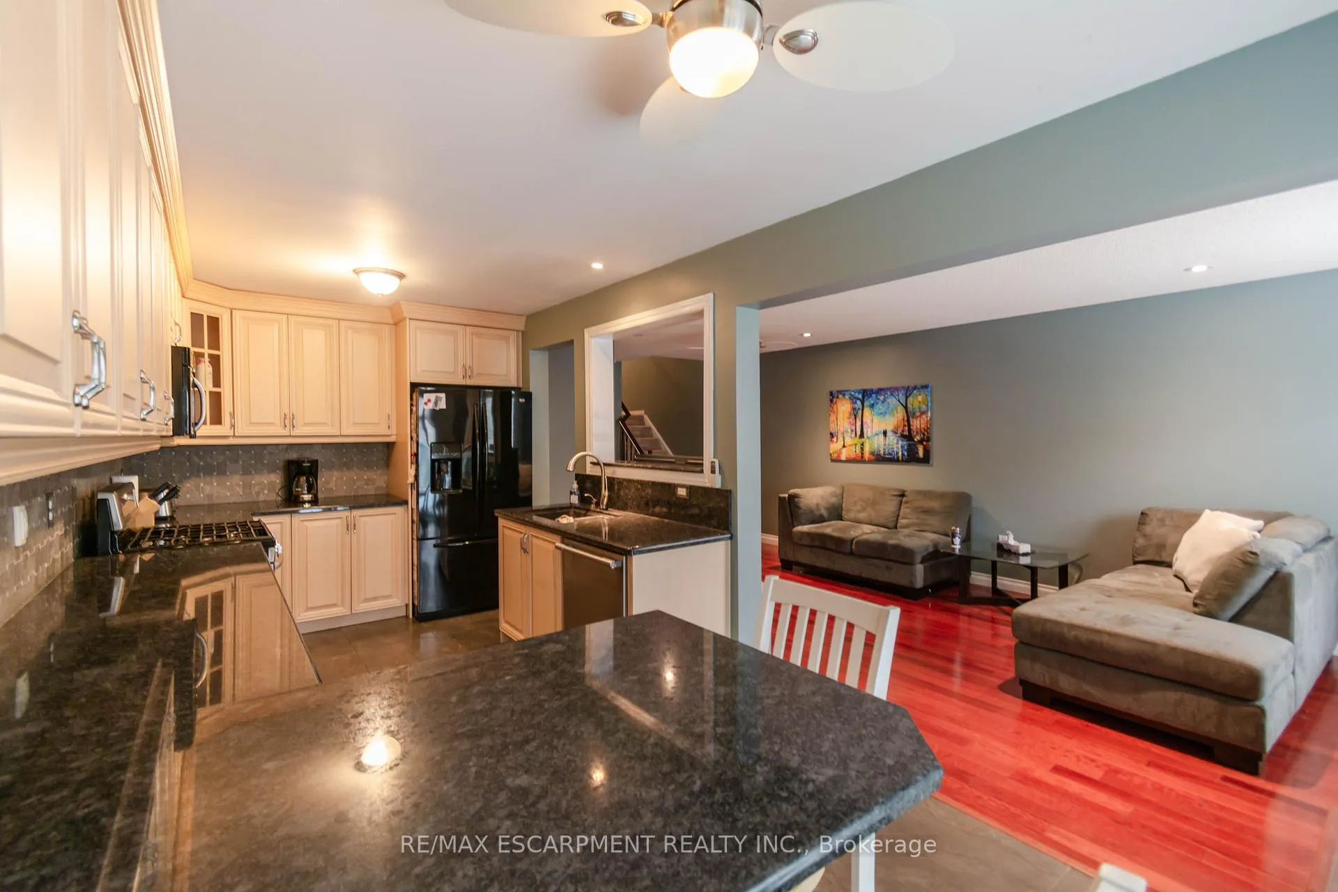 Photo 36 of 491 Green Road, Hamilton, Lakeshore — HOMEH
