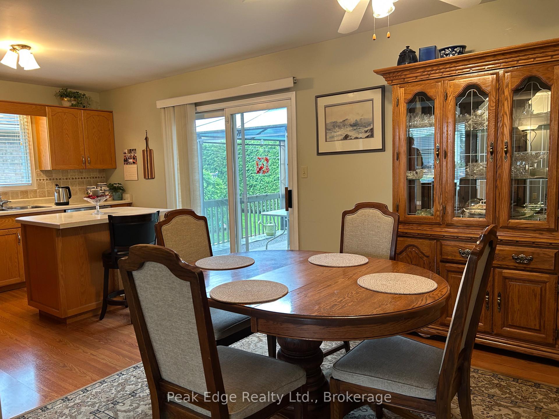 Photo 8 of 400 Durham Street E, Wellington North, Mount Forest — HOMEH