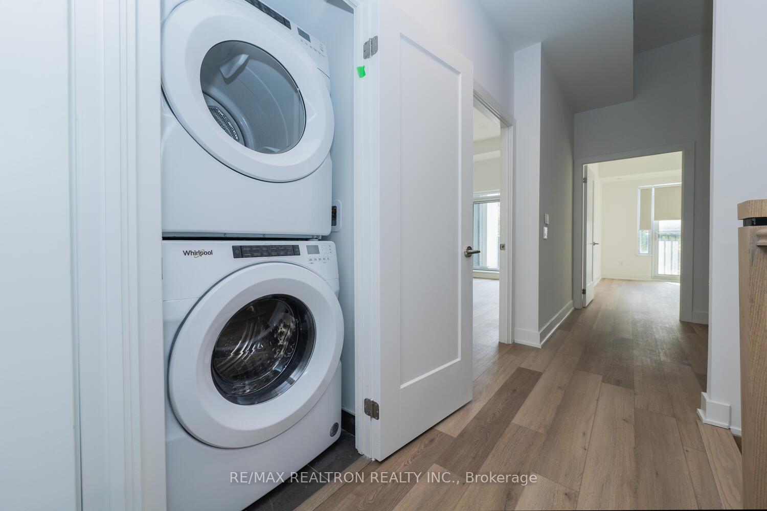 Photo 8 of Unit 131, 8 Cedarland Drive, Markham, Unionville — HOMEH
