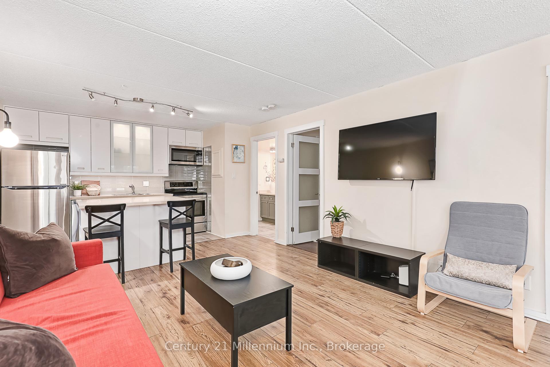 Photo 6 of Unit 707, 11 Dawson Drive, Collingwood — HOMEH