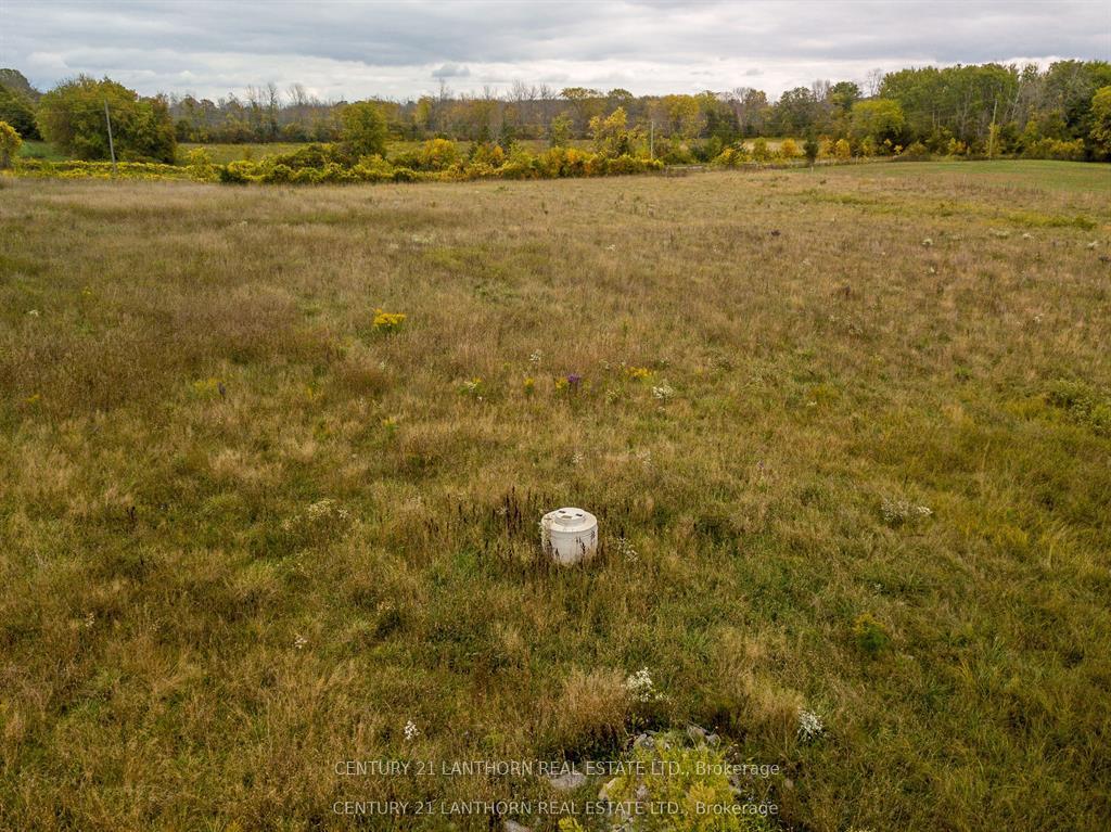 Photo 5 of 861 Fish Lake Road, Prince Edward County, Sophiasburg Ward — HOMEH