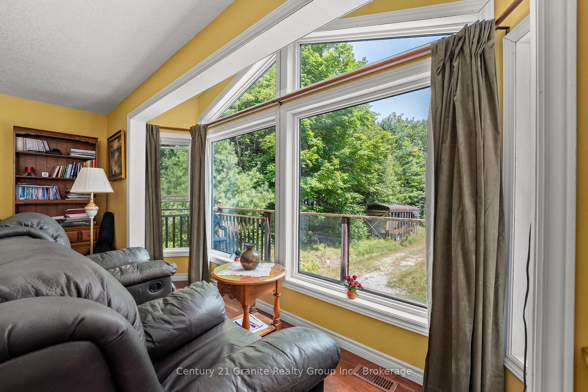 Photo 9 of 1753 Northshore Road, Algonquin Highlands, Stanhope — HOMEH
