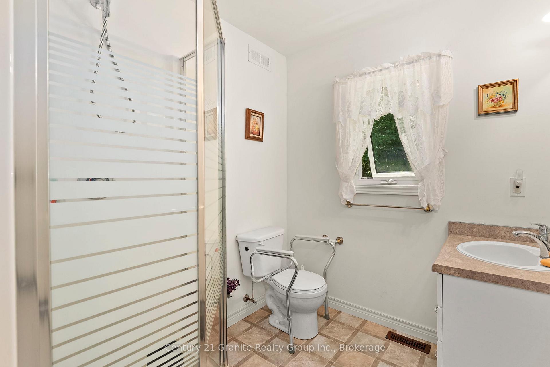 Photo 20 of 1753 Northshore Road, Algonquin Highlands, Stanhope — HOMEH