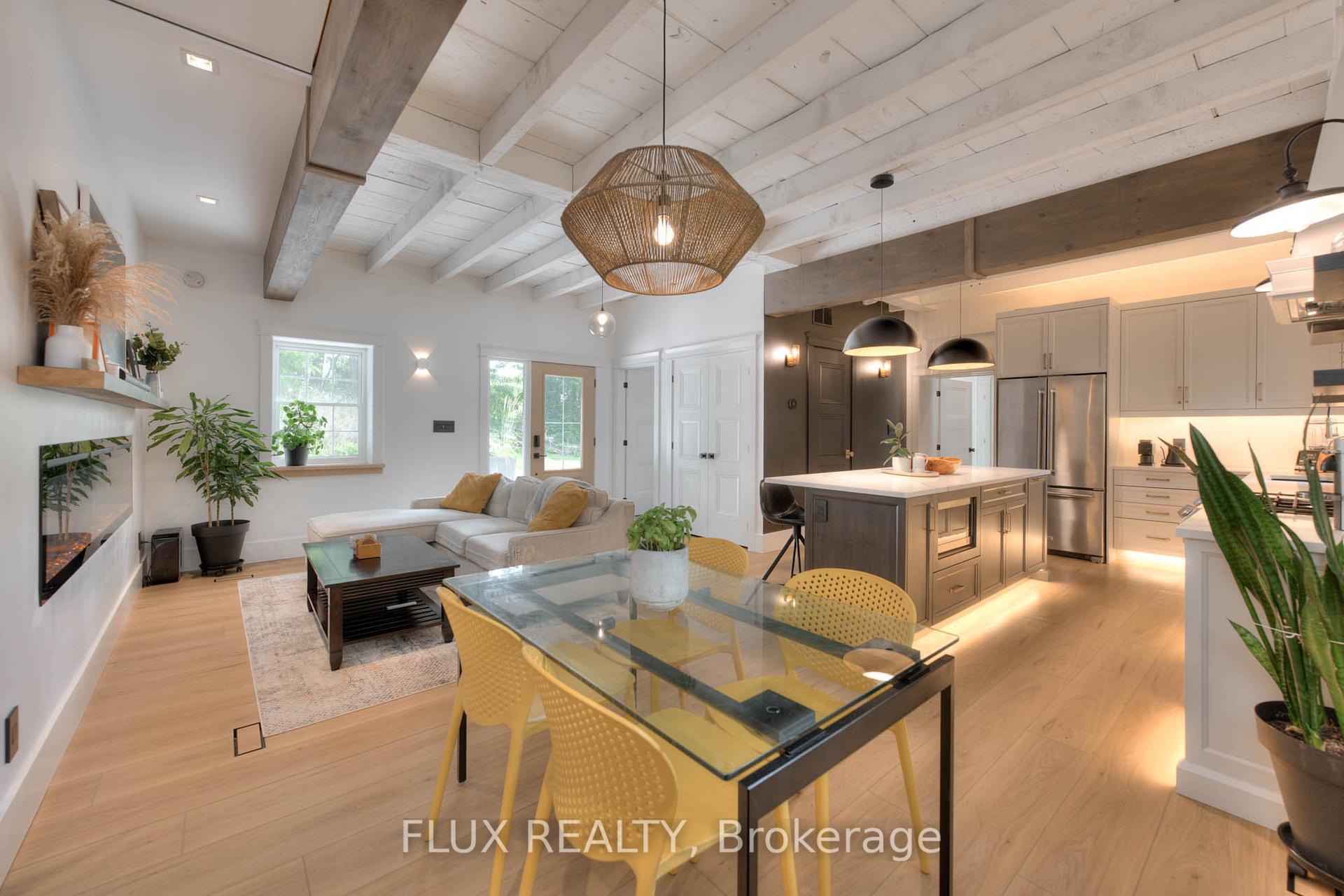 Photo 4 of 38 Shirk Place, Kitchener — HOMEH