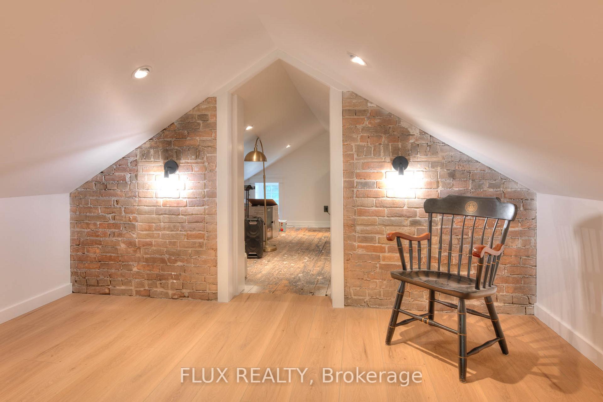 Photo 11 of 38 Shirk Place, Kitchener — HOMEH