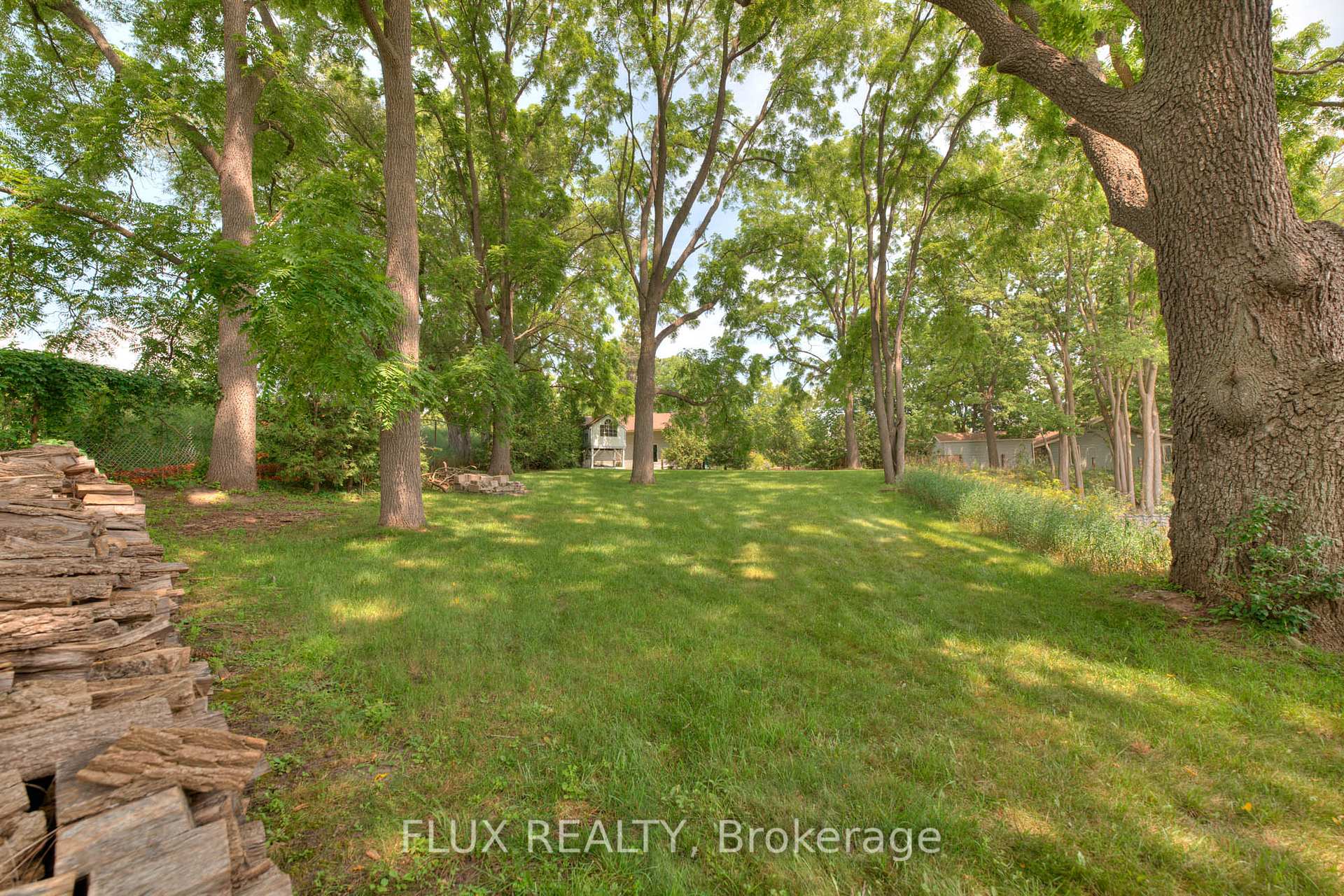 Photo 34 of 38 Shirk Place, Kitchener — HOMEH