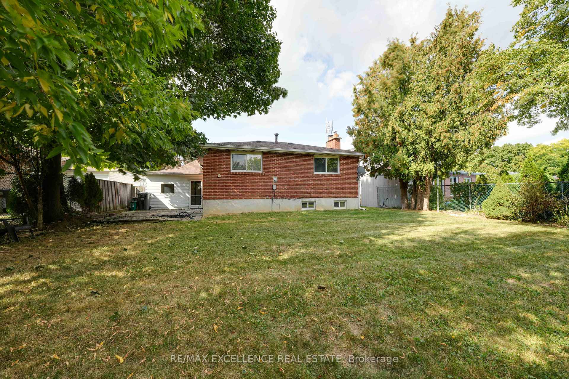 Photo 27 of 85 Watson Crescent, Brampton, Brampton East — HOMEH