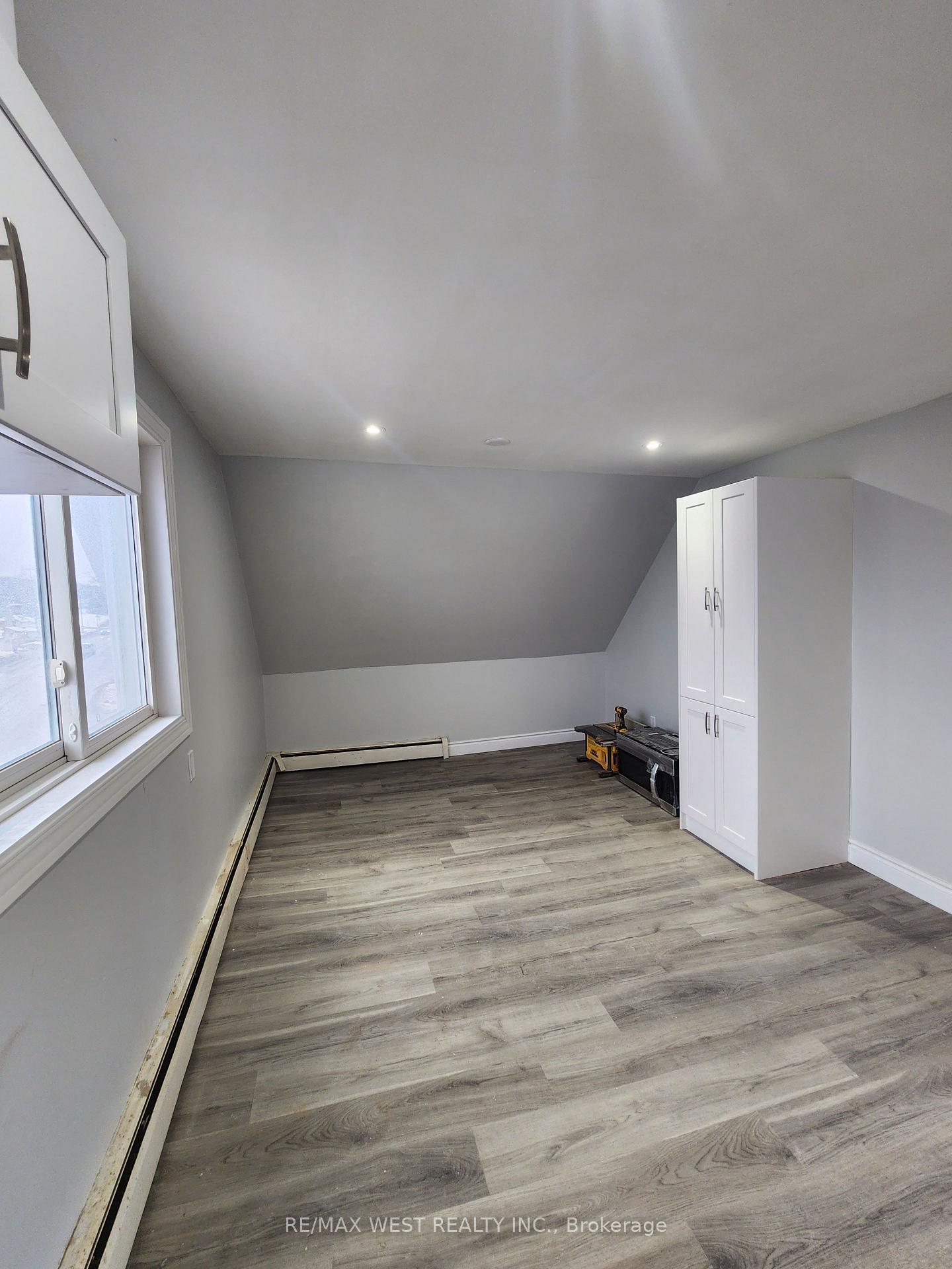 Photo 12 of Unit Unit 5, 822 Ward Street, Selwyn — HOMEH