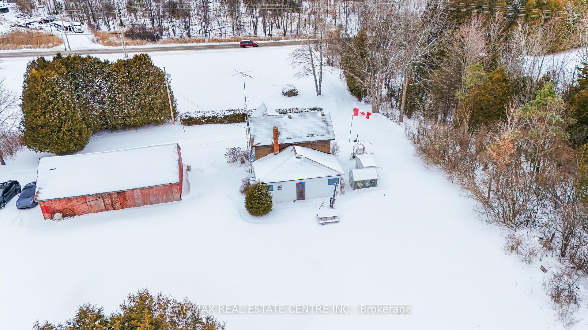 Photo 8 of 962 Concession 10 Road W, Hamilton, Rural Flamborough — HOMEH
