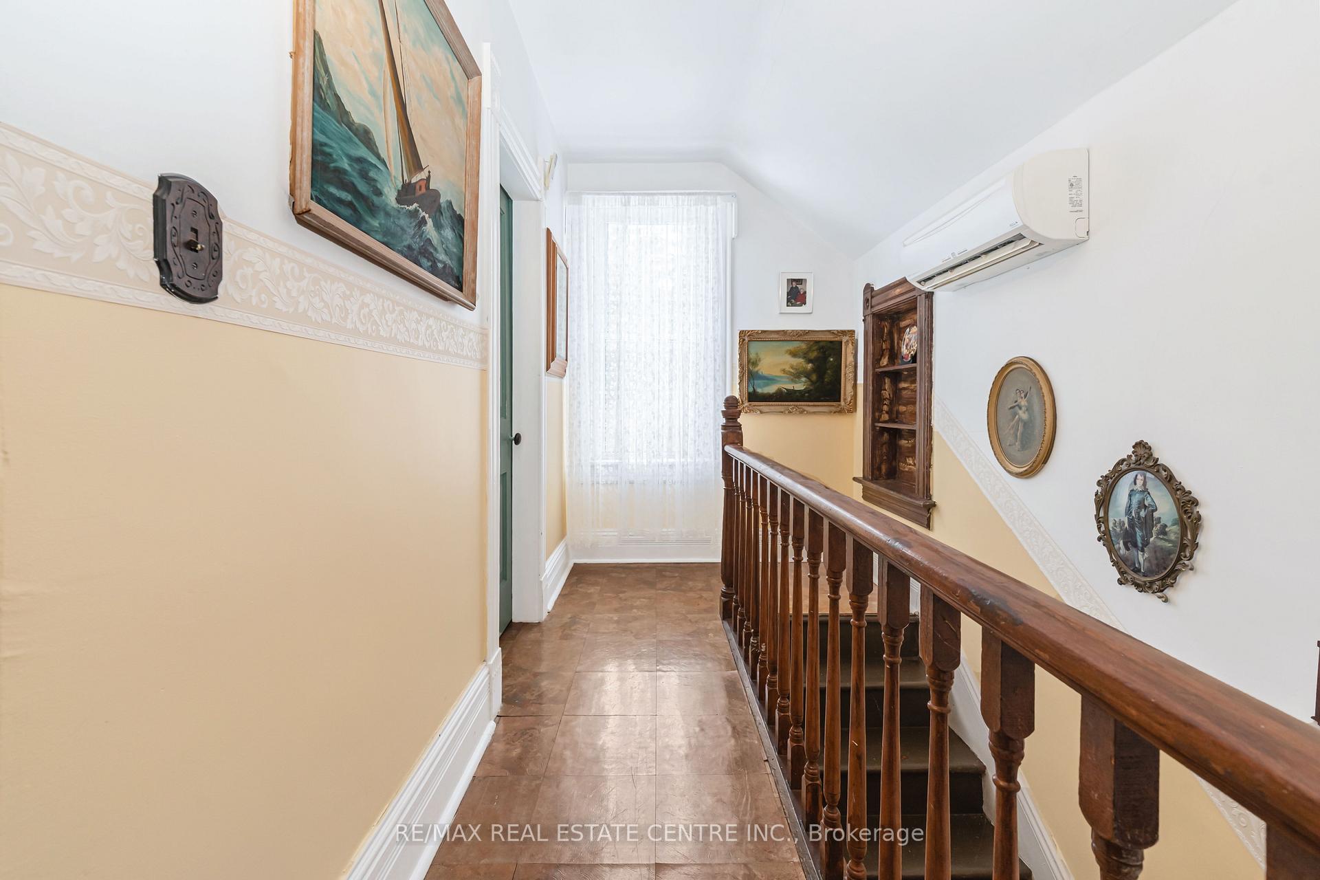 Photo 19 of 962 Concession 10 Road W, Hamilton, Rural Flamborough — HOMEH