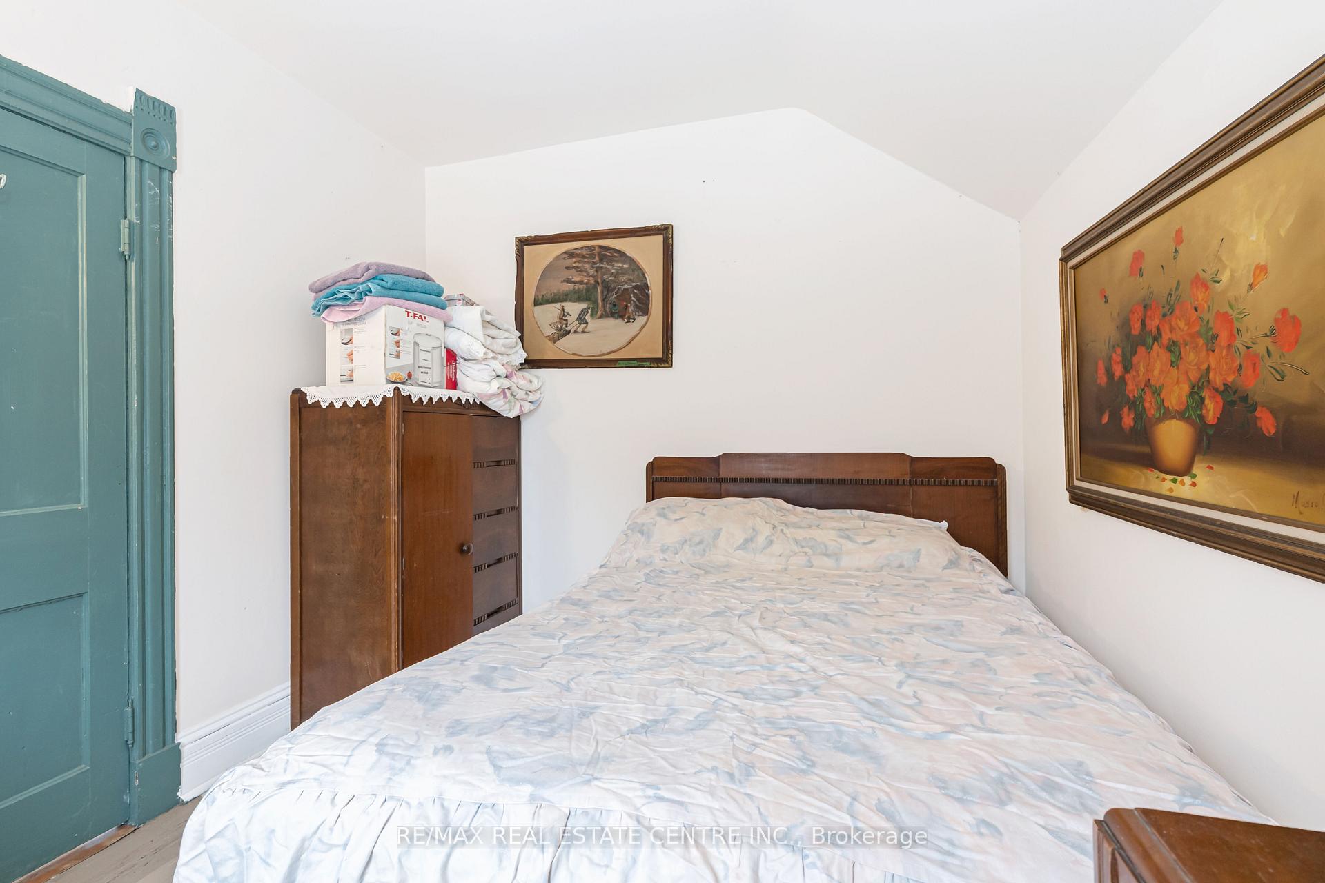 Photo 20 of 962 Concession 10 Road W, Hamilton, Rural Flamborough — HOMEH