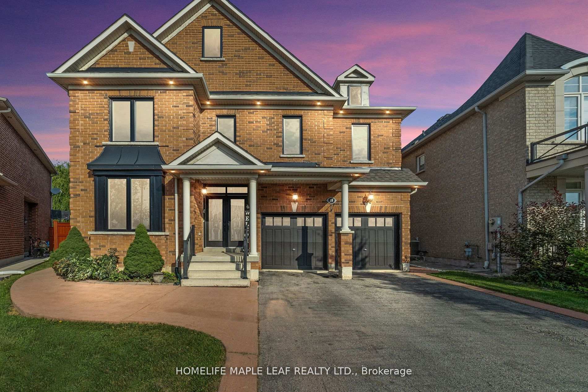 Photo 1 of 18 Regis Circle, Brampton, Vales of Castlemore North — HOMEH