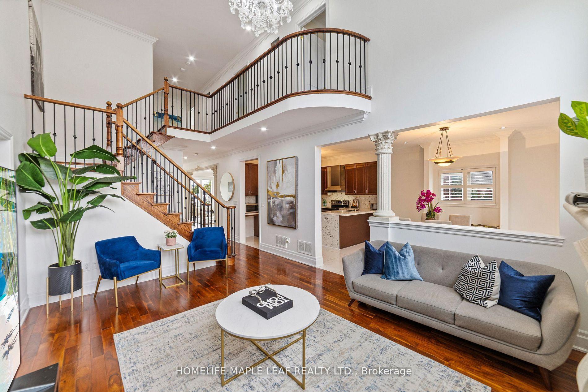 Photo 16 of 18 Regis Circle, Brampton, Vales of Castlemore North — HOMEH