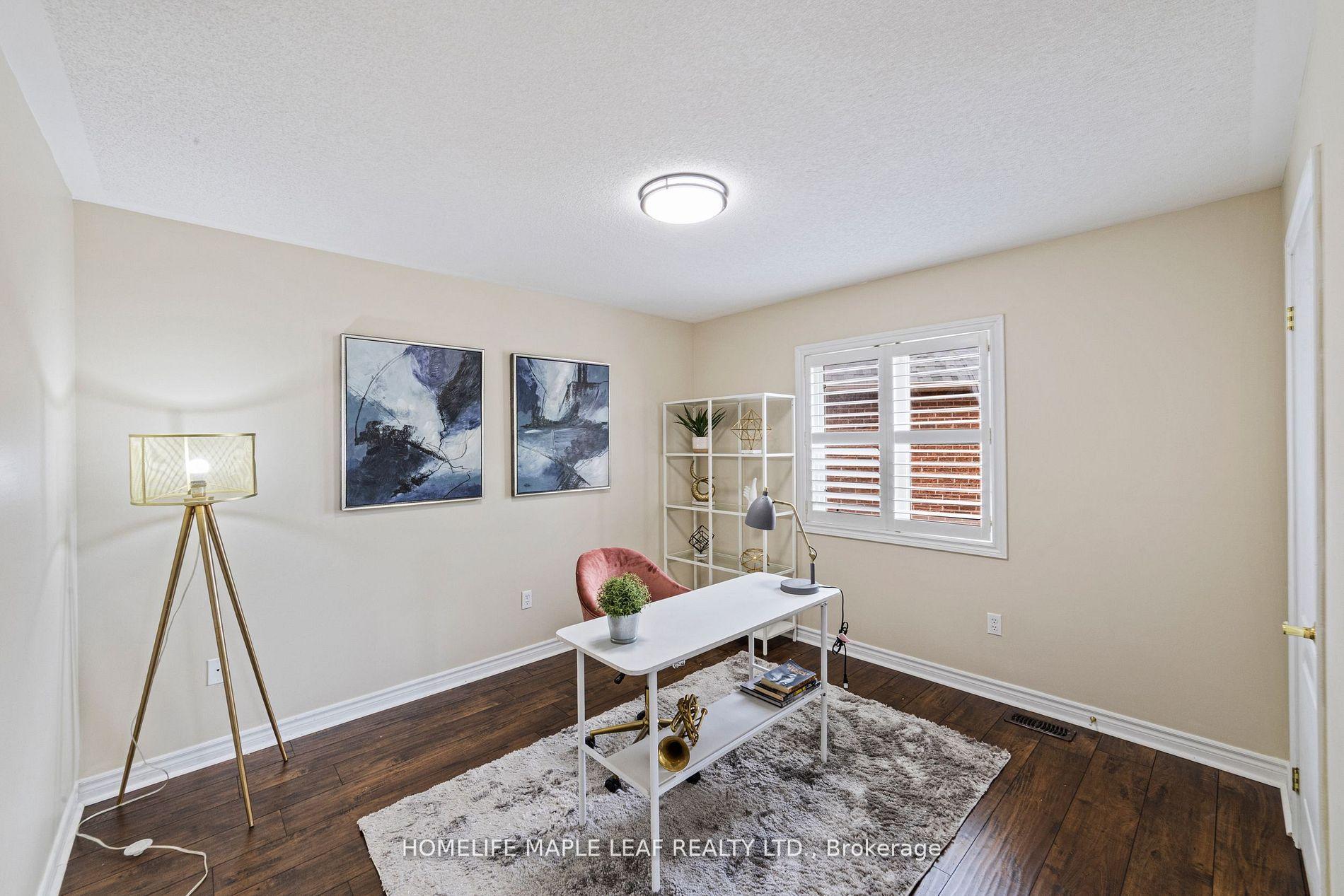 Photo 32 of 18 Regis Circle, Brampton, Vales of Castlemore North — HOMEH