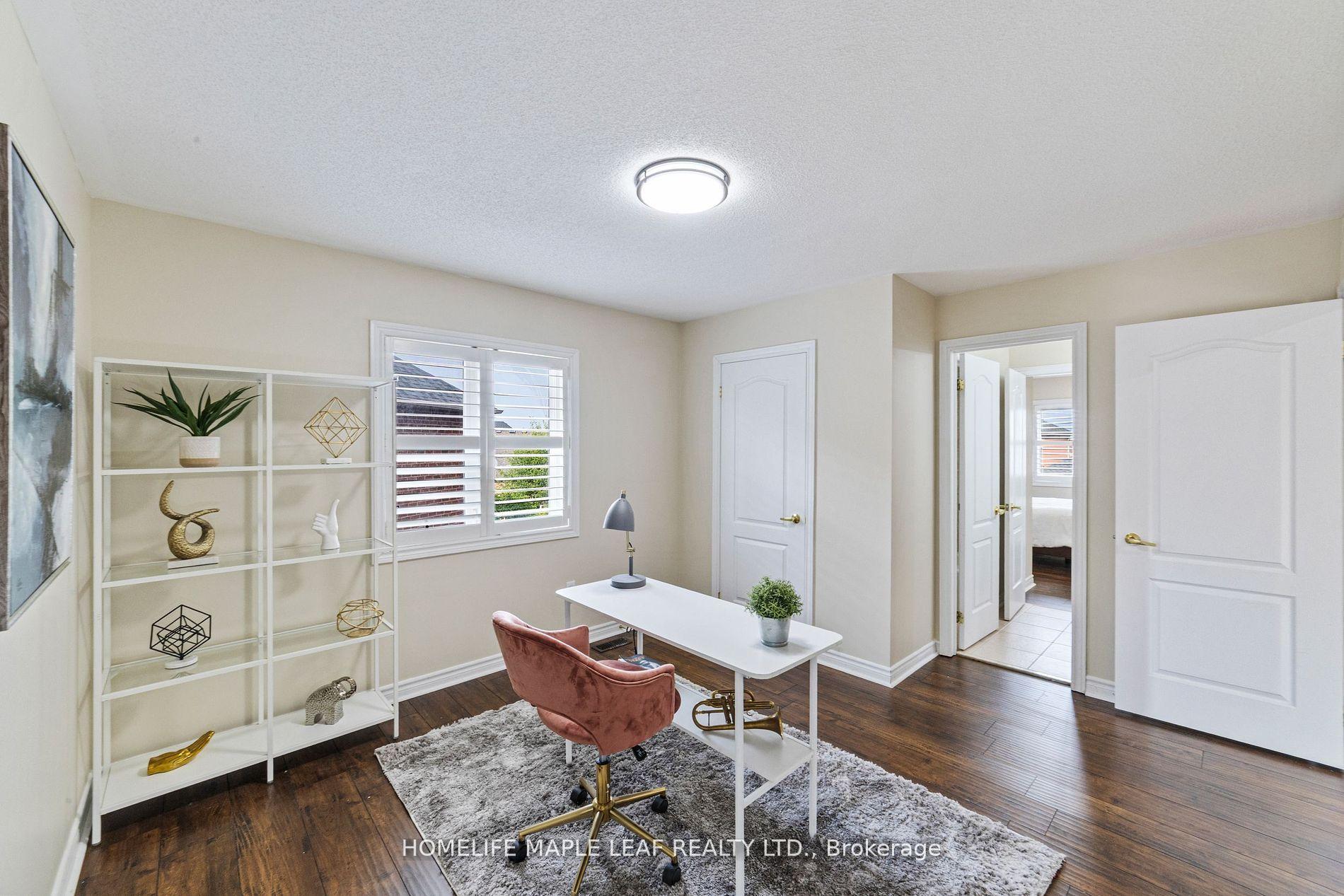 Photo 42 of 18 Regis Circle, Brampton, Vales of Castlemore North — HOMEH