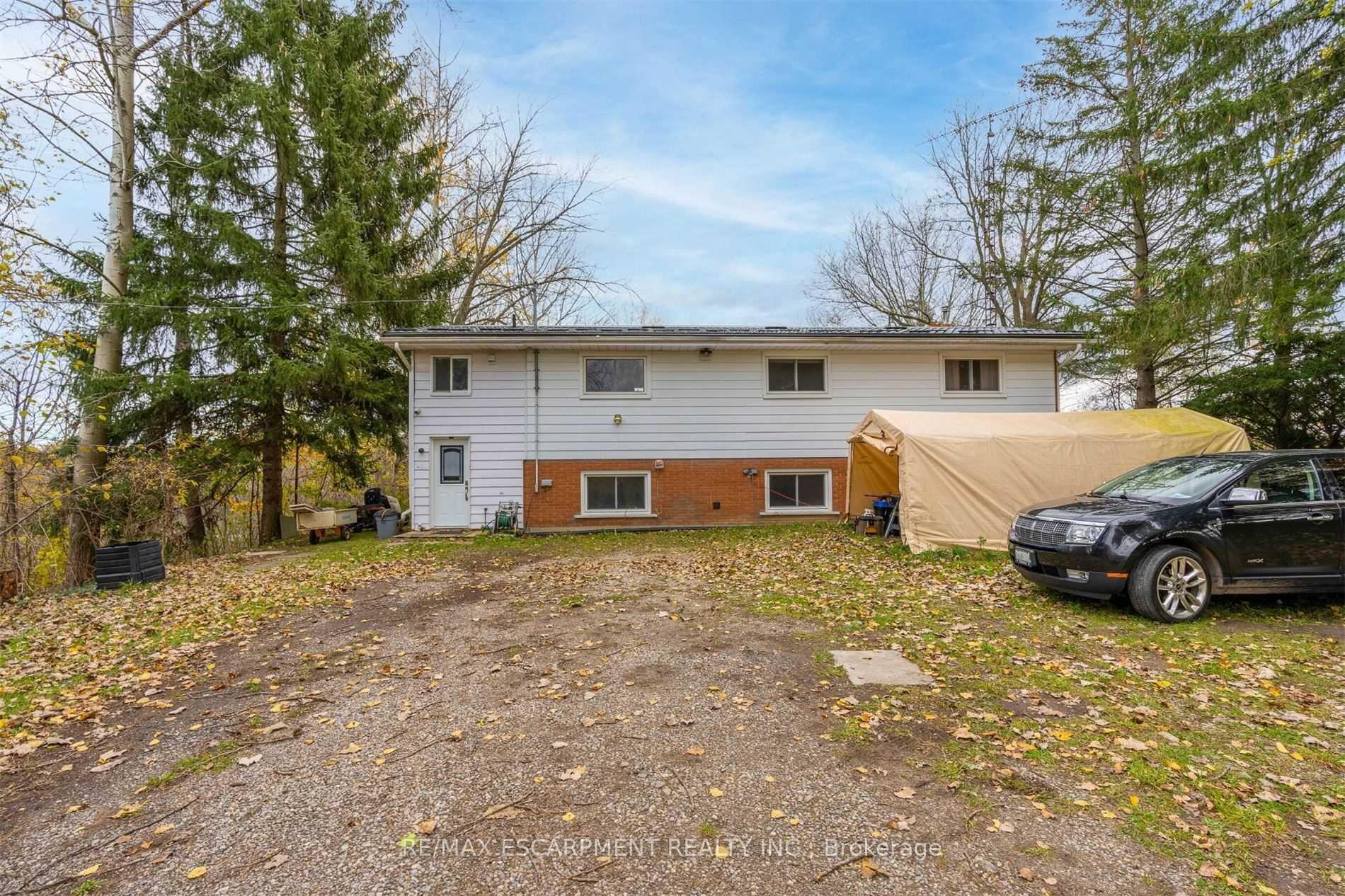 Photo 10 of 183 Main Street S, Brant, Paris — HOMEH