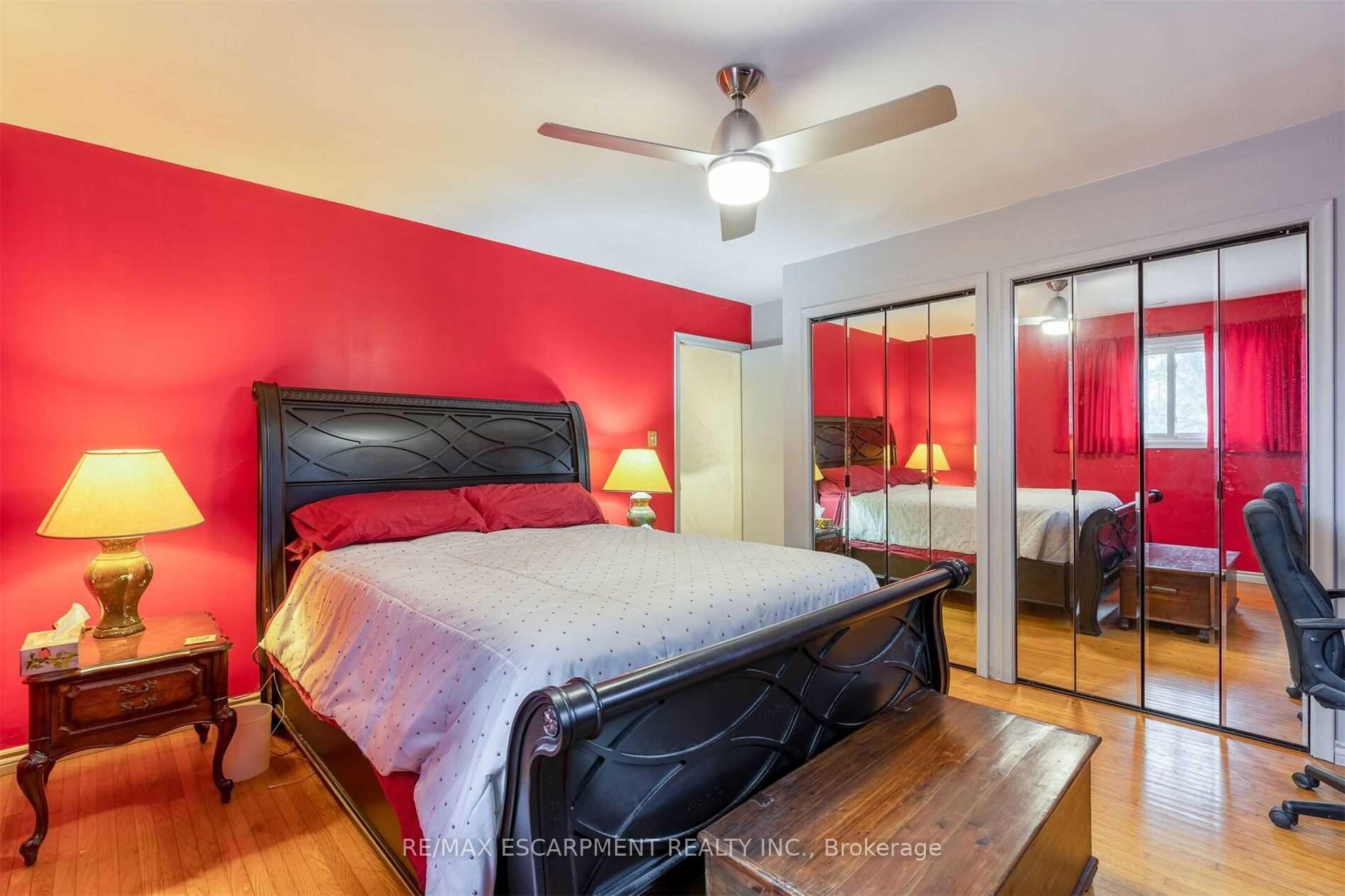 Photo 30 of 183 Main Street S, Brant, Paris — HOMEH