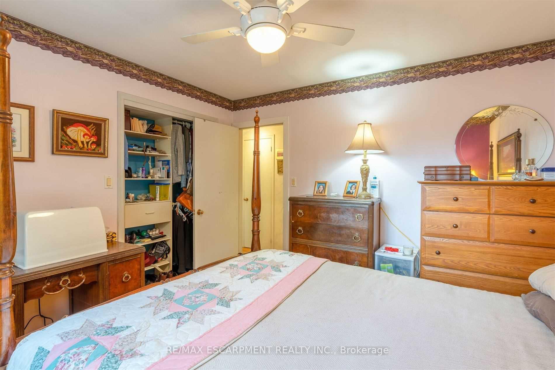 Photo 37 of 183 Main Street S, Brant, Paris — HOMEH