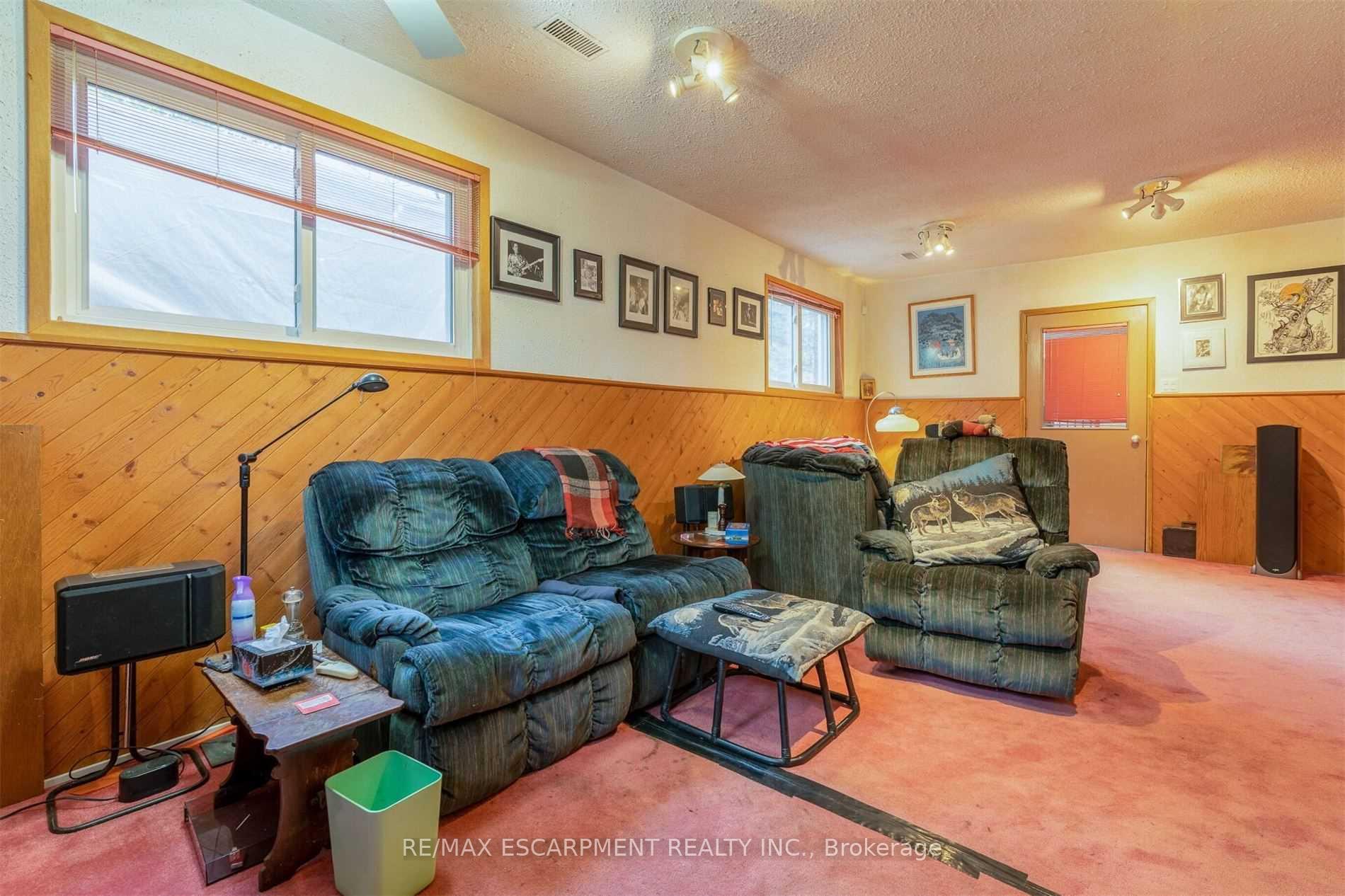 Photo 39 of 183 Main Street S, Brant, Paris — HOMEH