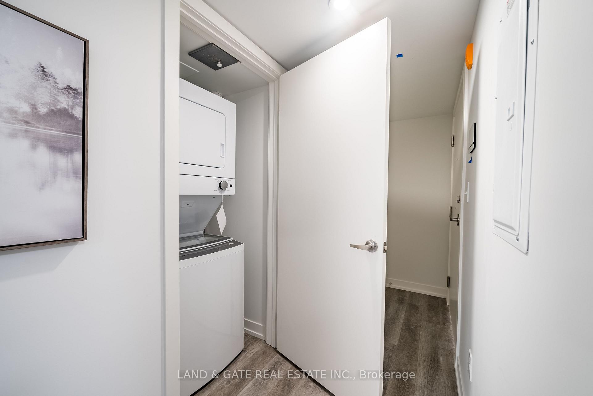 Photo 3 of Unit 612, 976 Simcoe Street N, Oshawa, Centennial — HOMEH