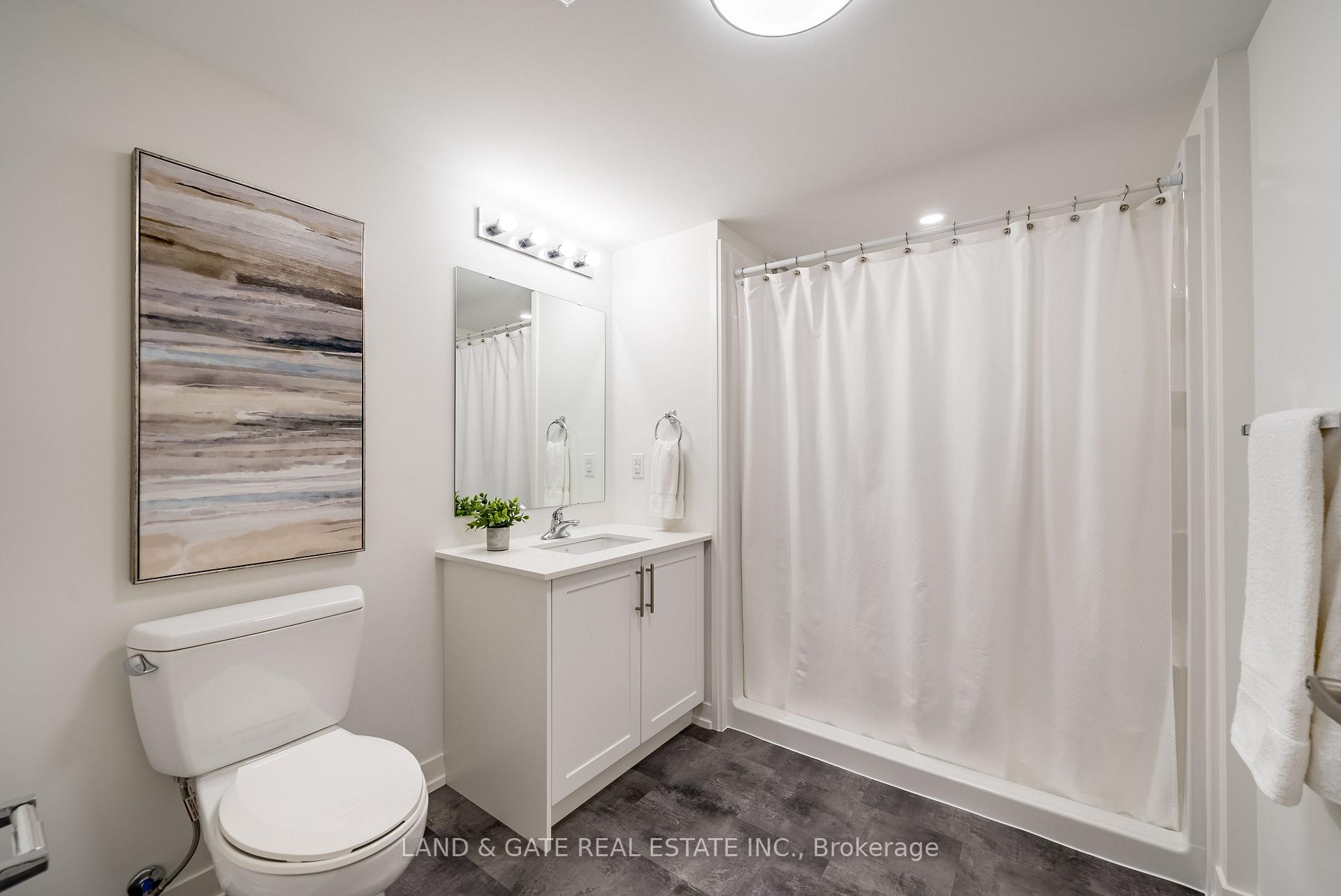 Photo 6 of Unit 612, 976 Simcoe Street N, Oshawa, Centennial — HOMEH