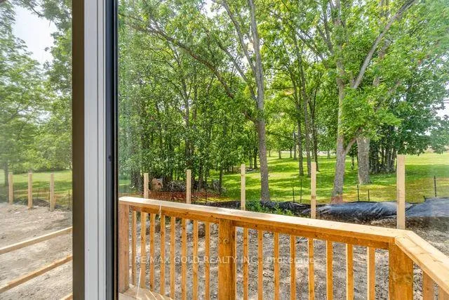 Photo 35 of 27 Sundin Drive E, Haldimand — HOMEH