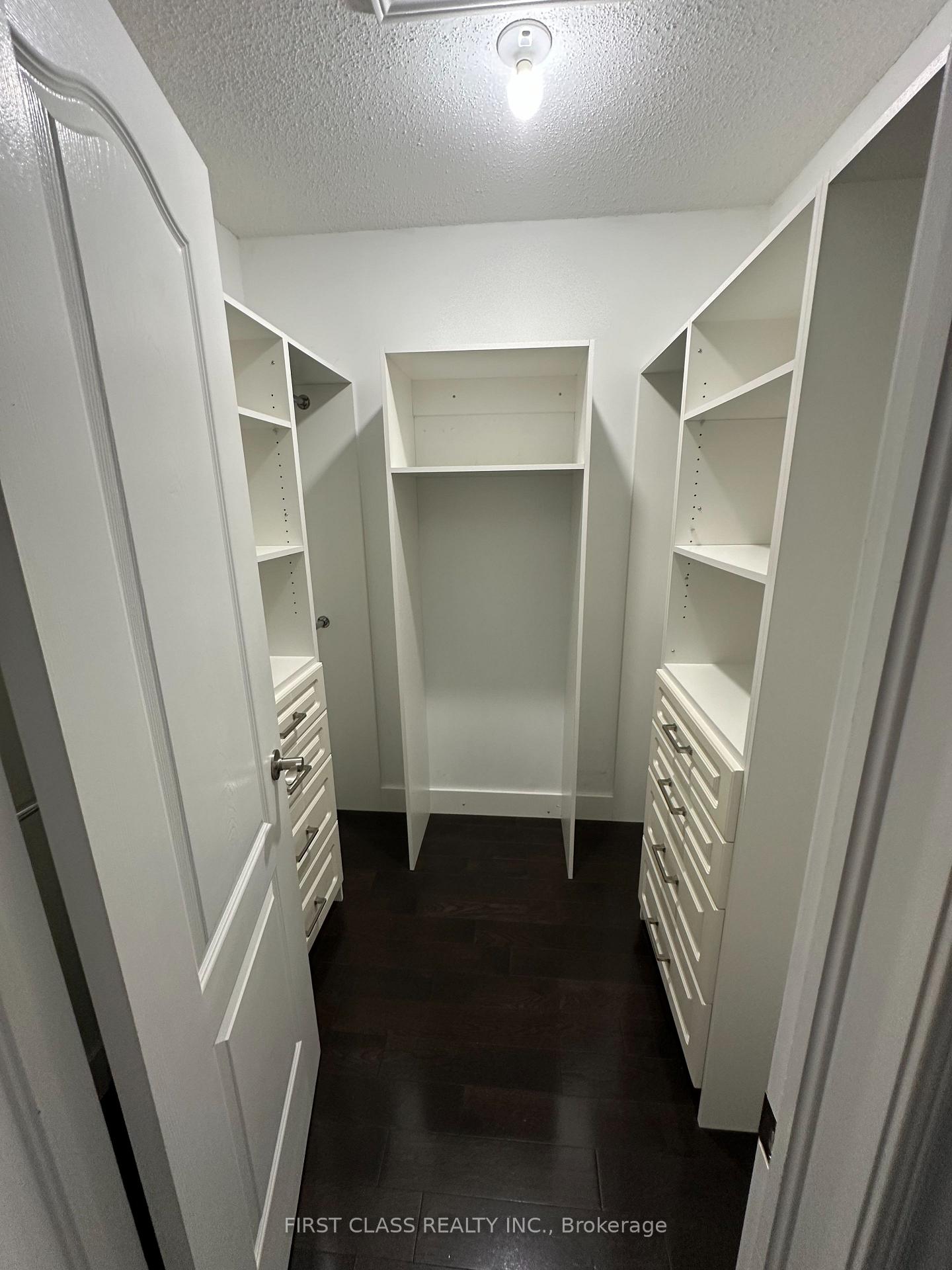 Photo 9 of 28 Quantum Street, Markham, Middlefield — HOMEH