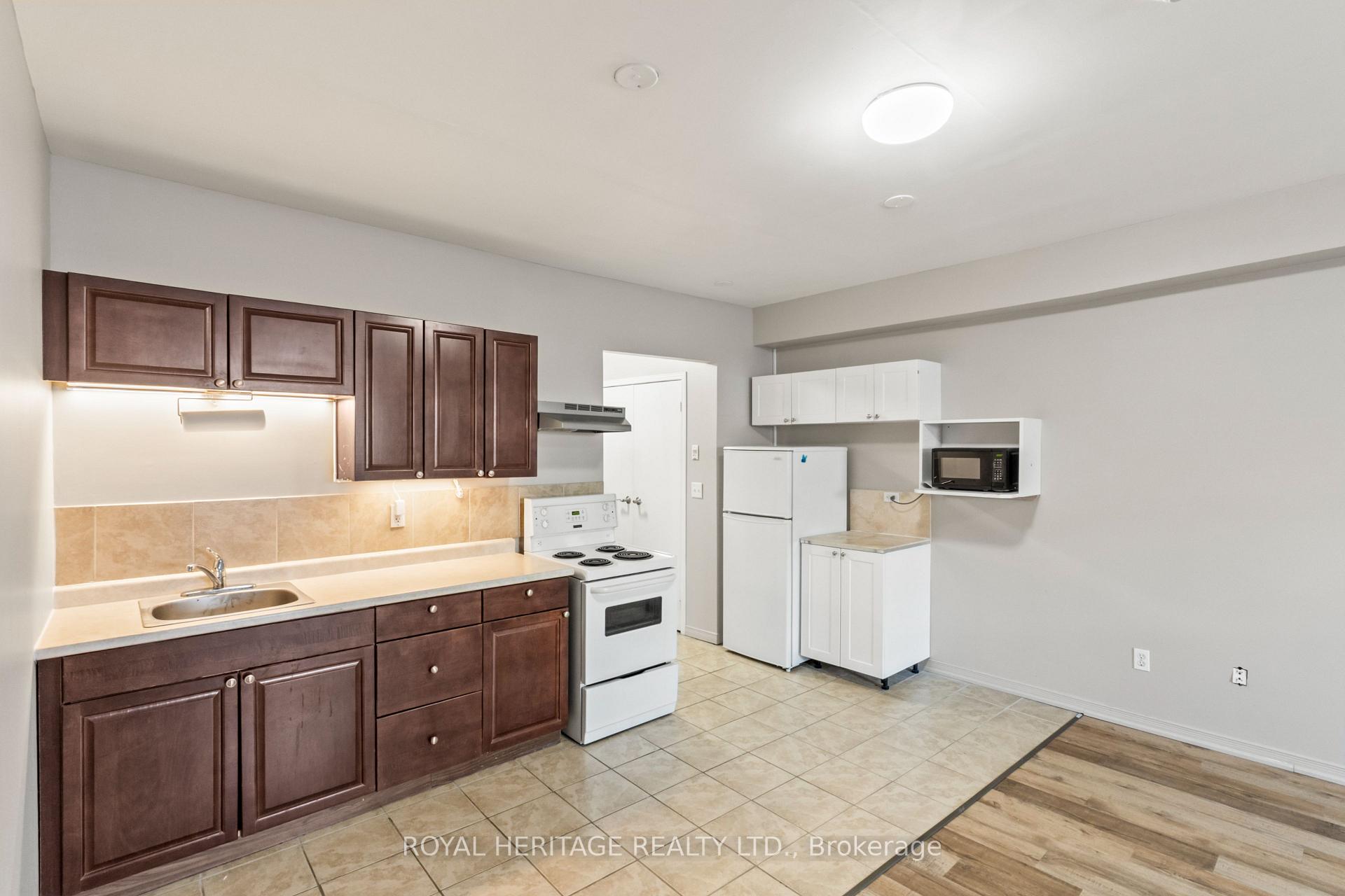 Photo 14 of Unit 10, 264 Division Street, Cobourg — HOMEH