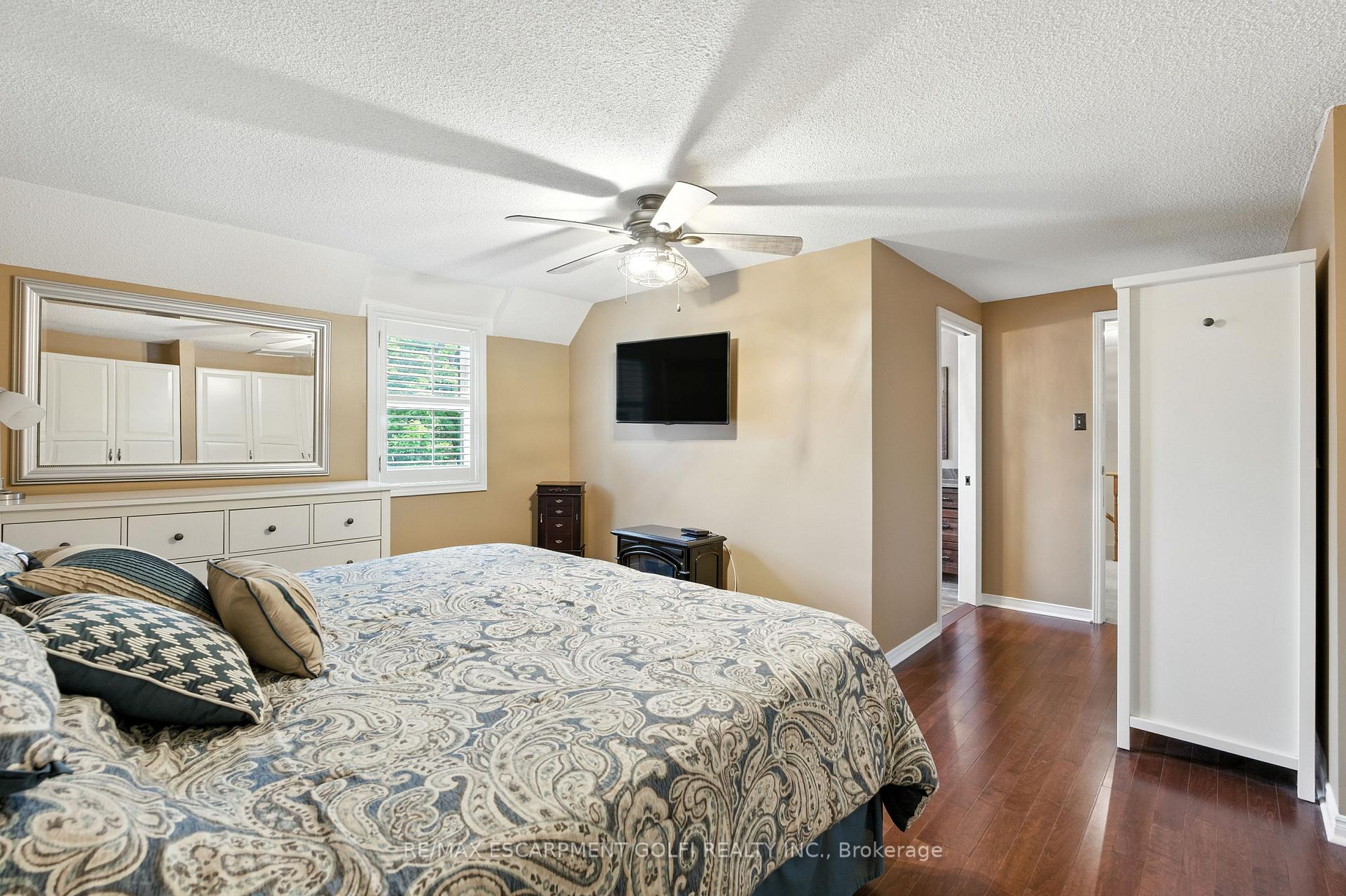 Photo 30 of 6 Lilac Court, Hamilton, Ancaster — HOMEH