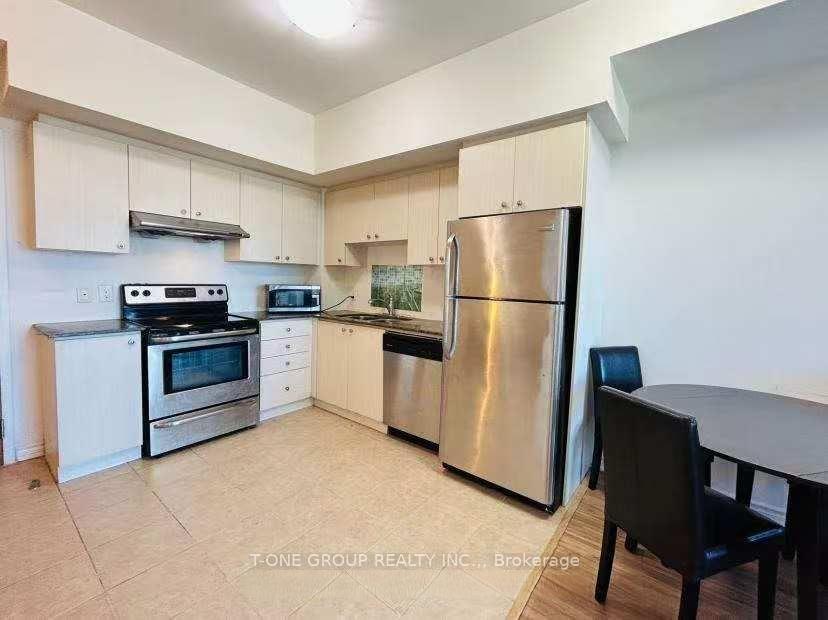 Photo 4 of Unit 321, 8323 Kennedy Road W, Markham, Village Green-South Unionville — HOMEH