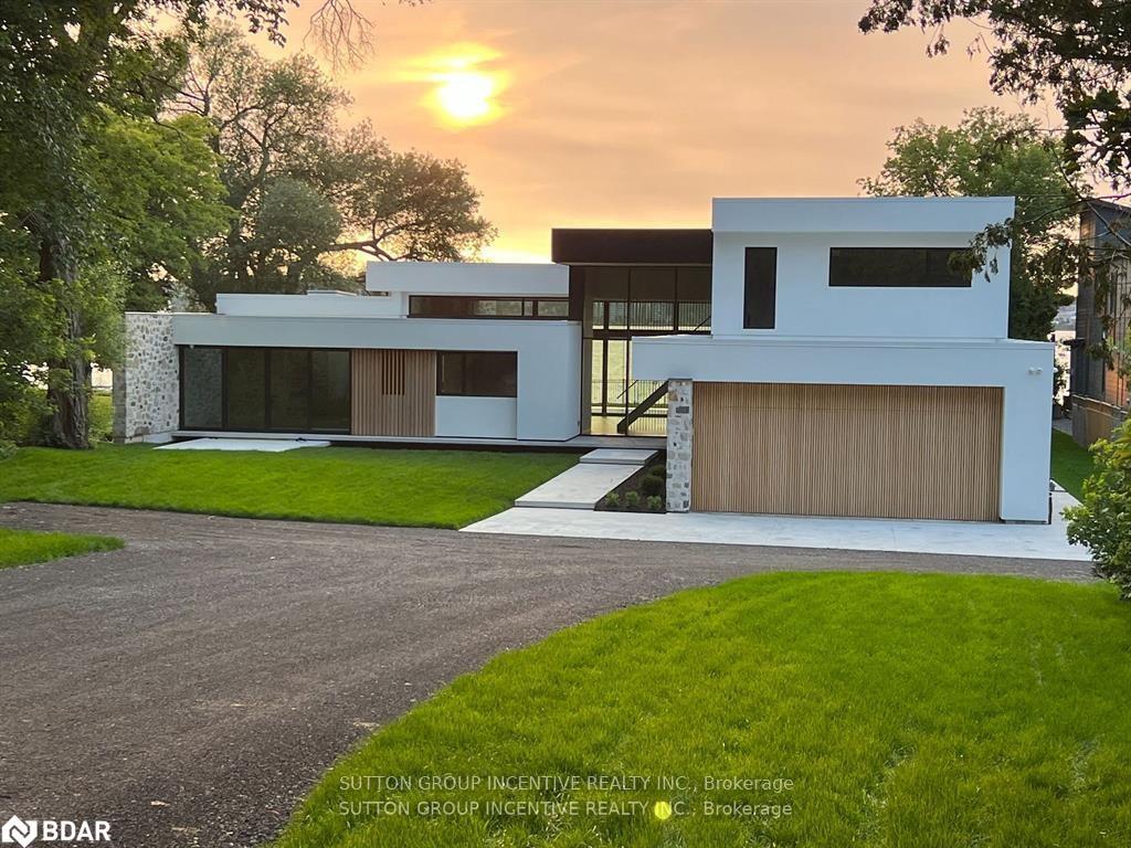 Photo 1 of 36 White Oaks Road, Barrie, South Shore — HOMEH