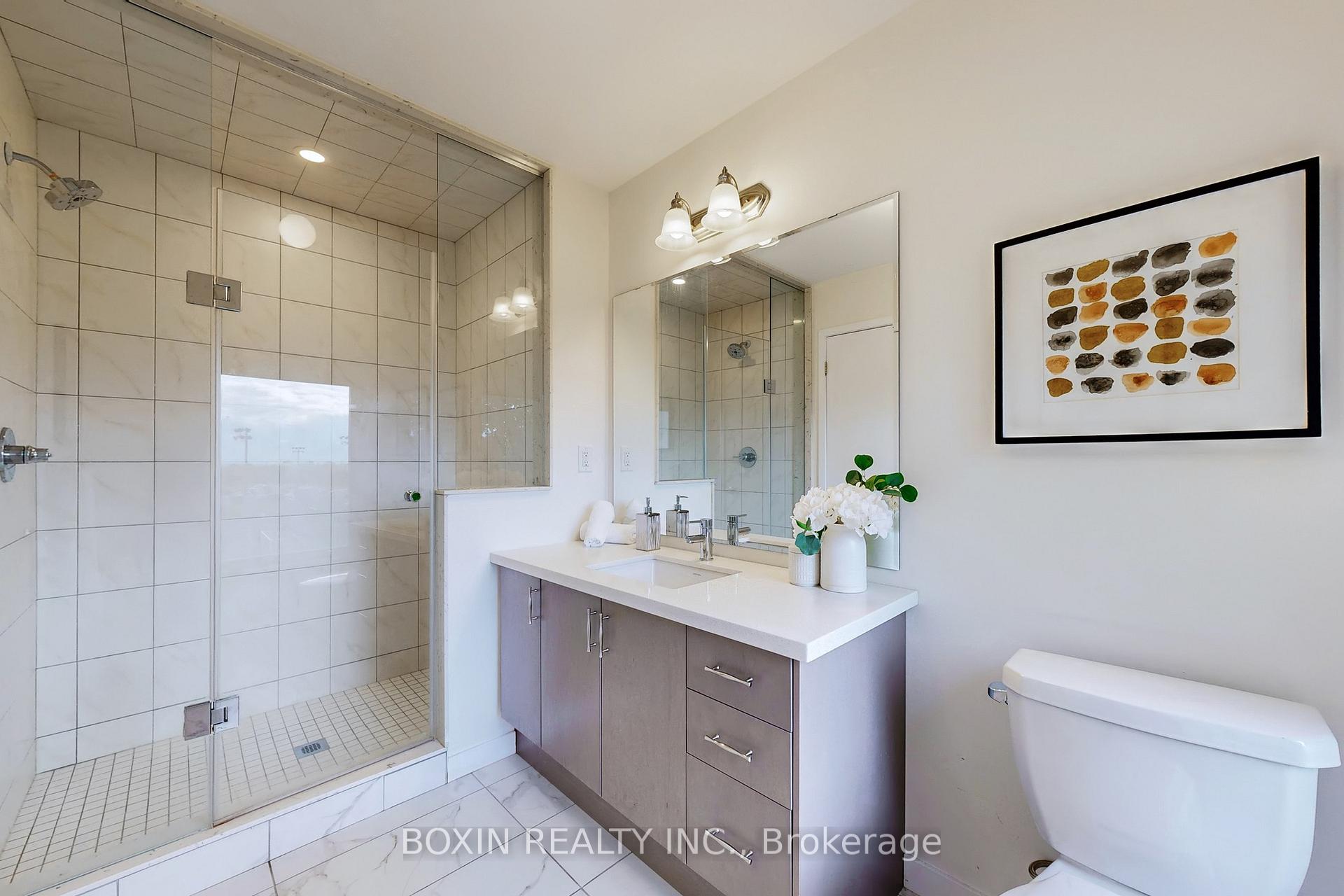 Photo 36 of 30 Seacoasts Circle, Vaughan, Maple — HOMEH