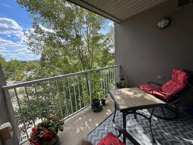 Photo 16 of Unit 302, 4 Dayspring Circle, Brampton, Bram East — HOMEH