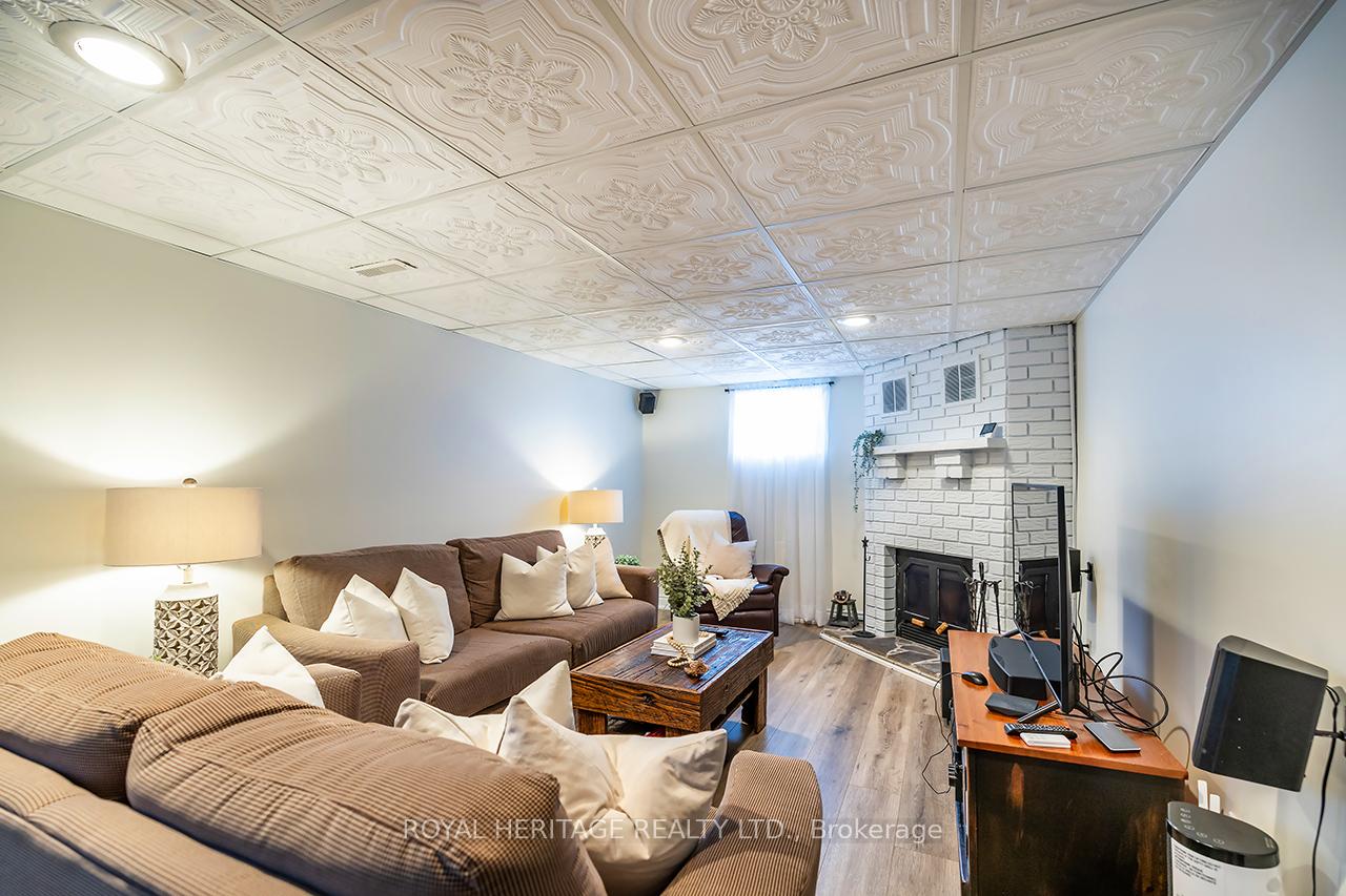 Photo 14 of 803 Oliva Street, Pickering, West Shore — HOMEH