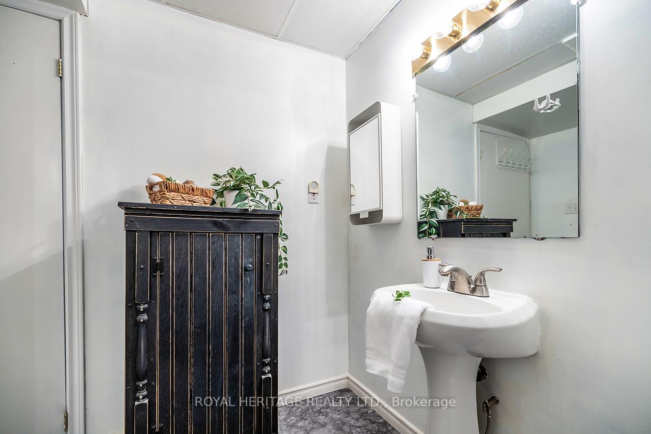 Photo 25 of 803 Oliva Street, Pickering, West Shore — HOMEH