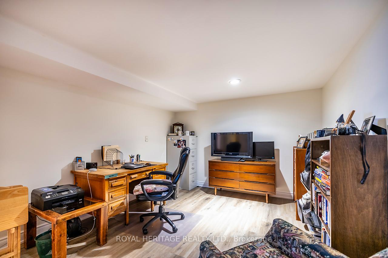 Photo 17 of 803 Oliva Street, Pickering, West Shore — HOMEH