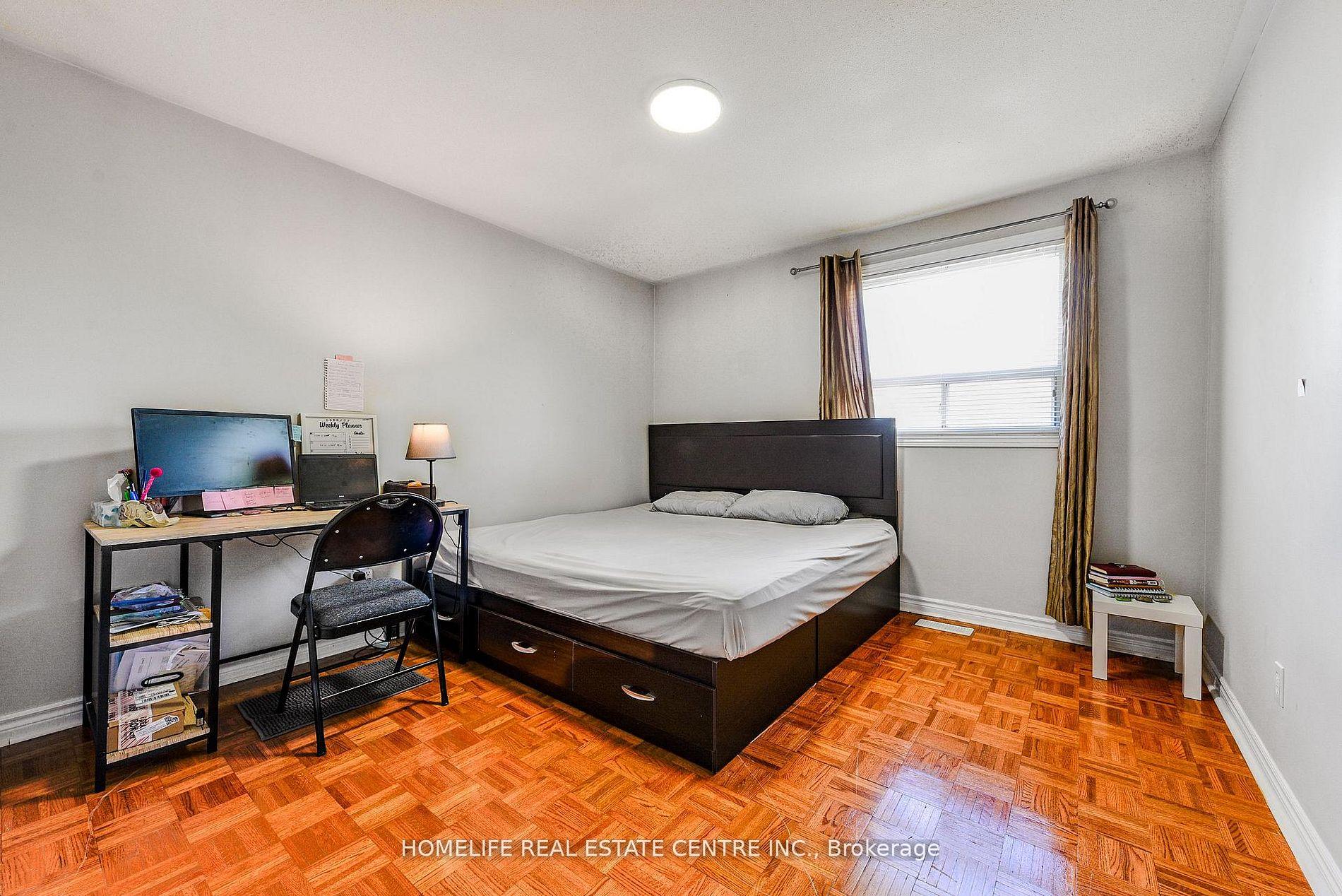 Photo 9 of 78 Northwood Drive, Brampton, Northwood Park — HOMEH