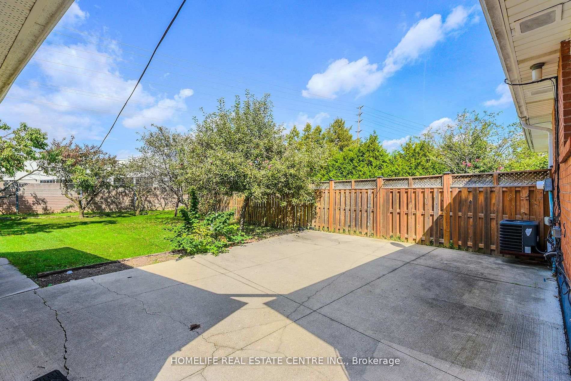 Photo 32 of 78 Northwood Drive, Brampton, Northwood Park — HOMEH
