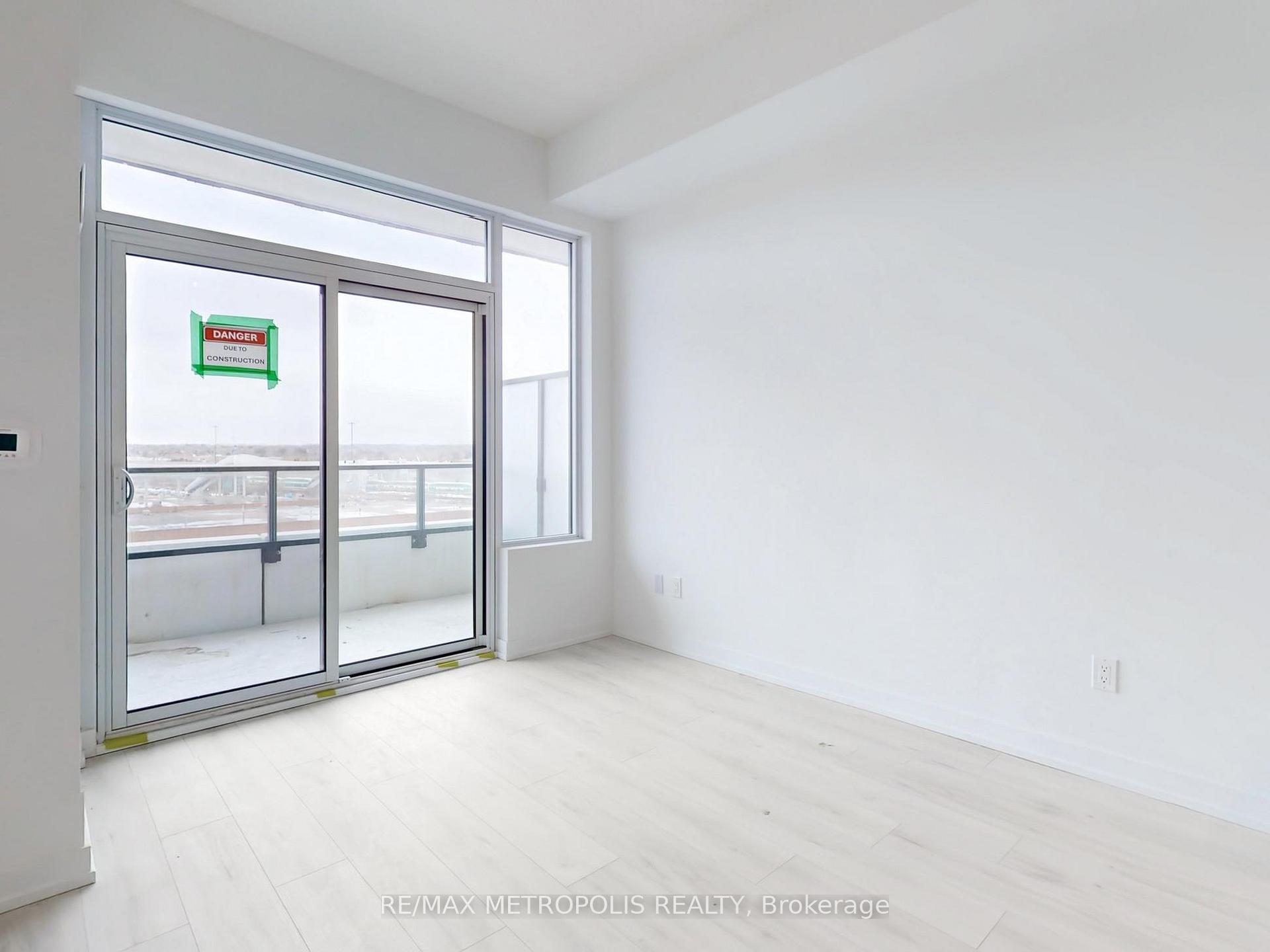 Photo 3 of Unit 708, 1435 Celebration Drive, Pickering, Bay Ridges — HOMEH