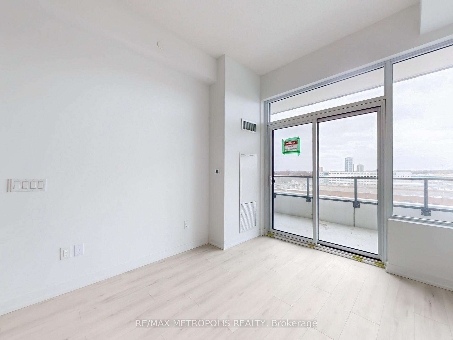 Photo 5 of Unit 708, 1435 Celebration Drive, Pickering, Bay Ridges — HOMEH
