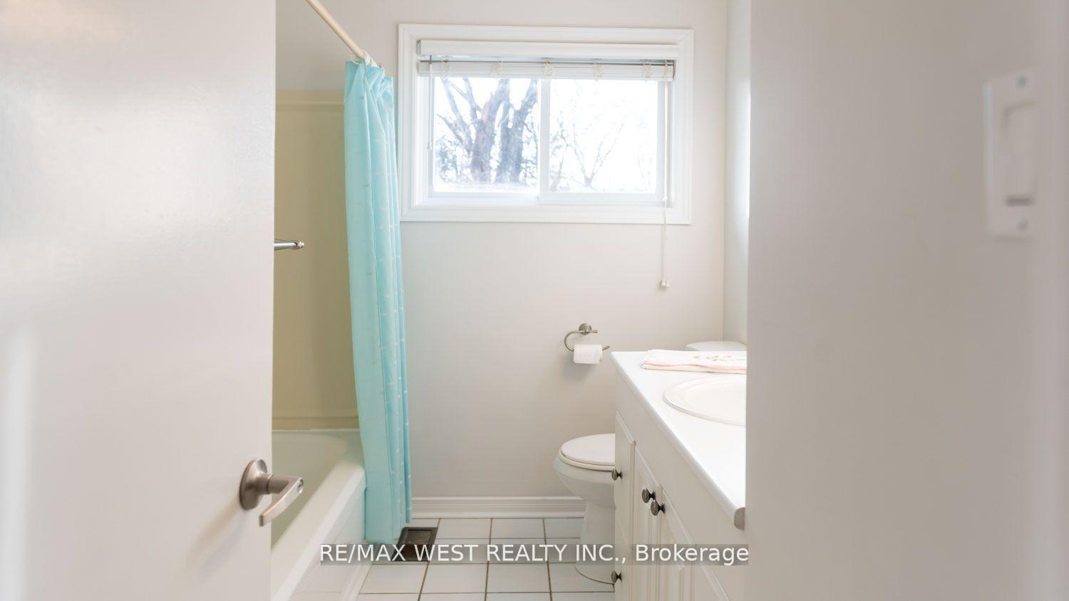 Photo 13 of 25 Norman Avenue, King, Nobleton — HOMEH