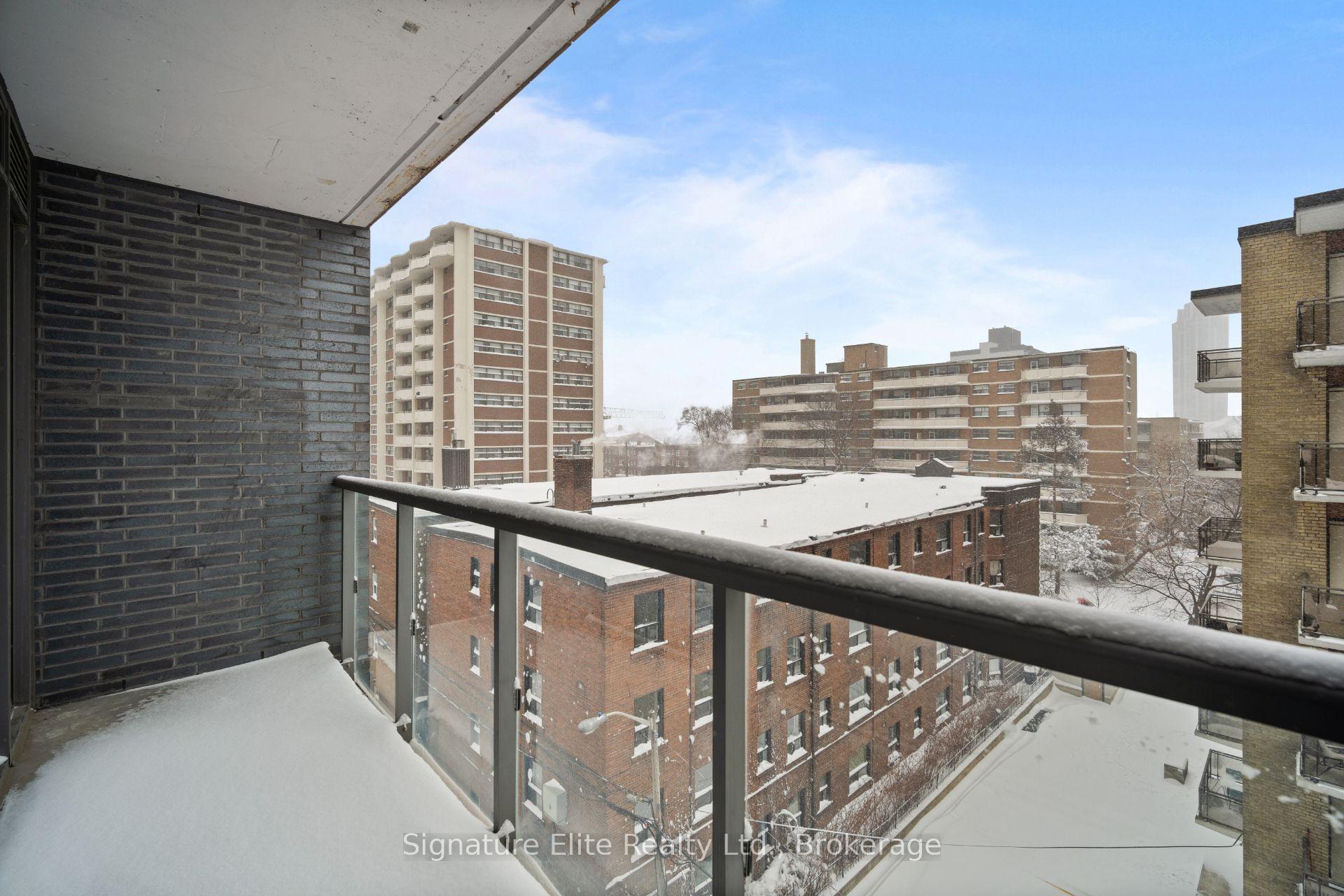 Photo 10 of Unit 501, 109 Vaughan Road, Toronto, Humewood-Cedarvale — HOMEH