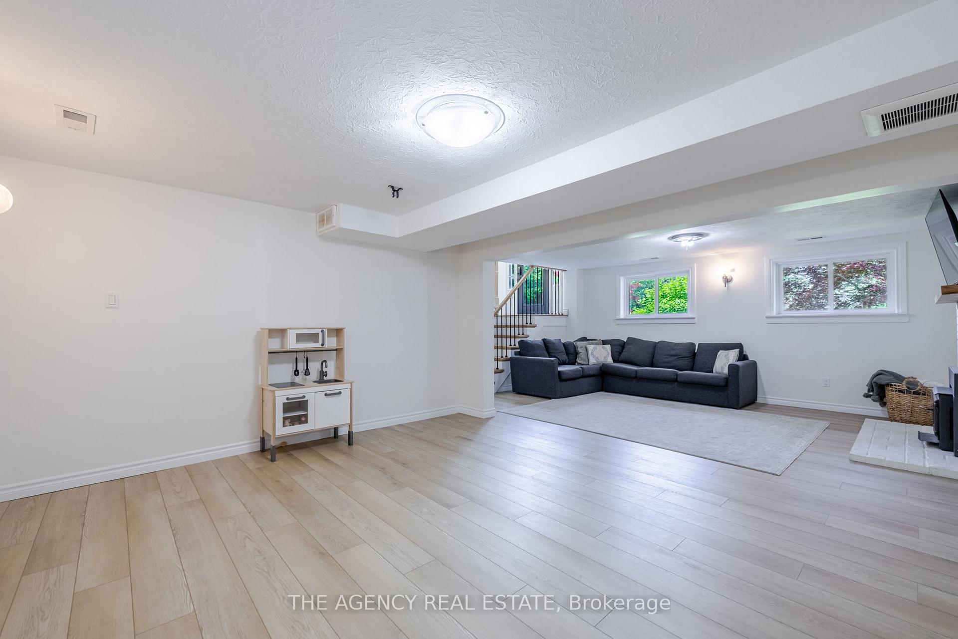 Photo 13 of 46299 North Street N, Central Elgin, Sparta — HOMEH