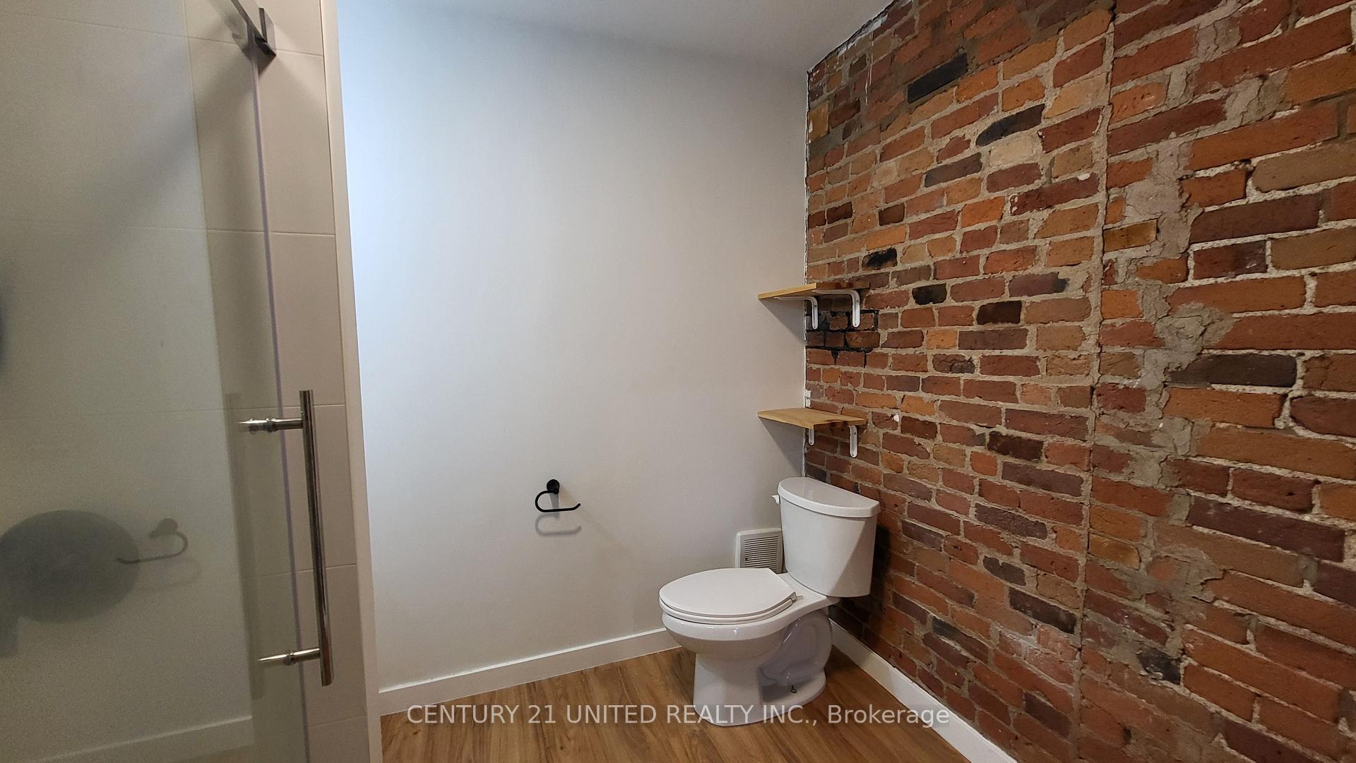 Photo 3 of Unit 5, 174.5 Hunter Street W, Peterborough, Town Ward 3 — HOMEH